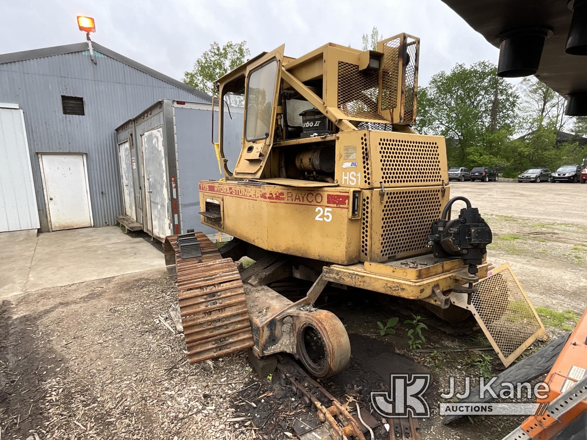 (Grand Rapids, MI) 2000 Rayco T175 Crawler Tractor Not Running, Condition Unknown) (Missing Parts) (