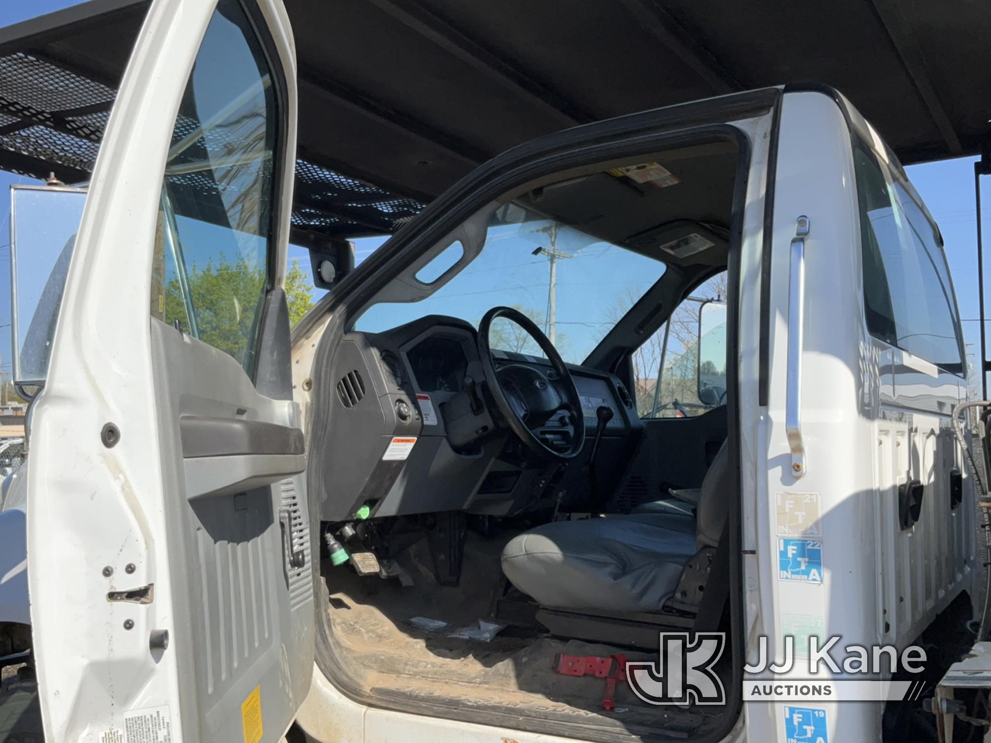 (Charlotte, MI) Altec LR756, Over-Center Bucket Truck mounted behind cab on 2013 Ford F750 Chipper D