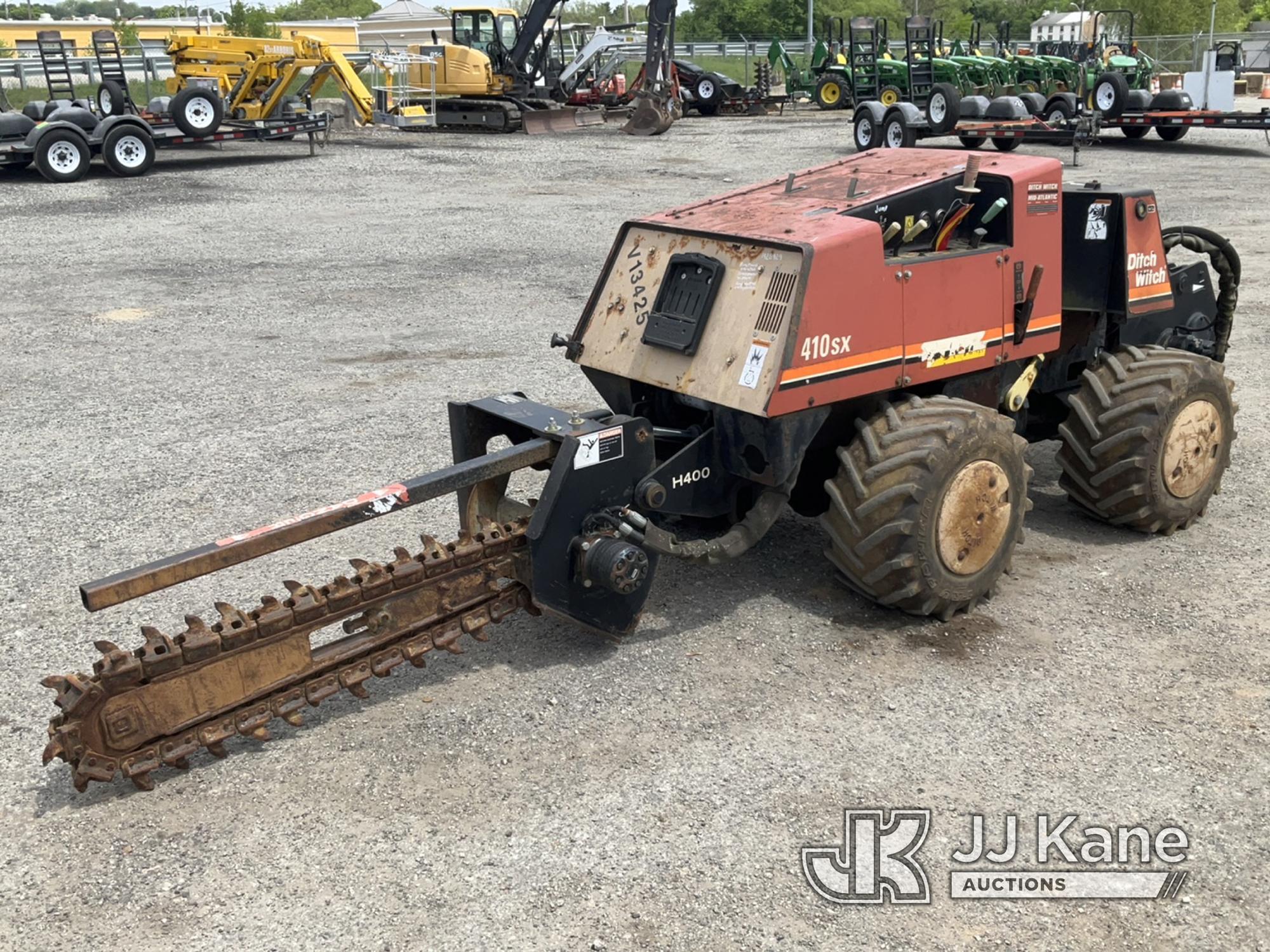 (Plymouth Meeting, PA) 2006 Ditch Witch 410SX Rubber Tired Vibratory Cable Plow/Trencher Runs, Moves