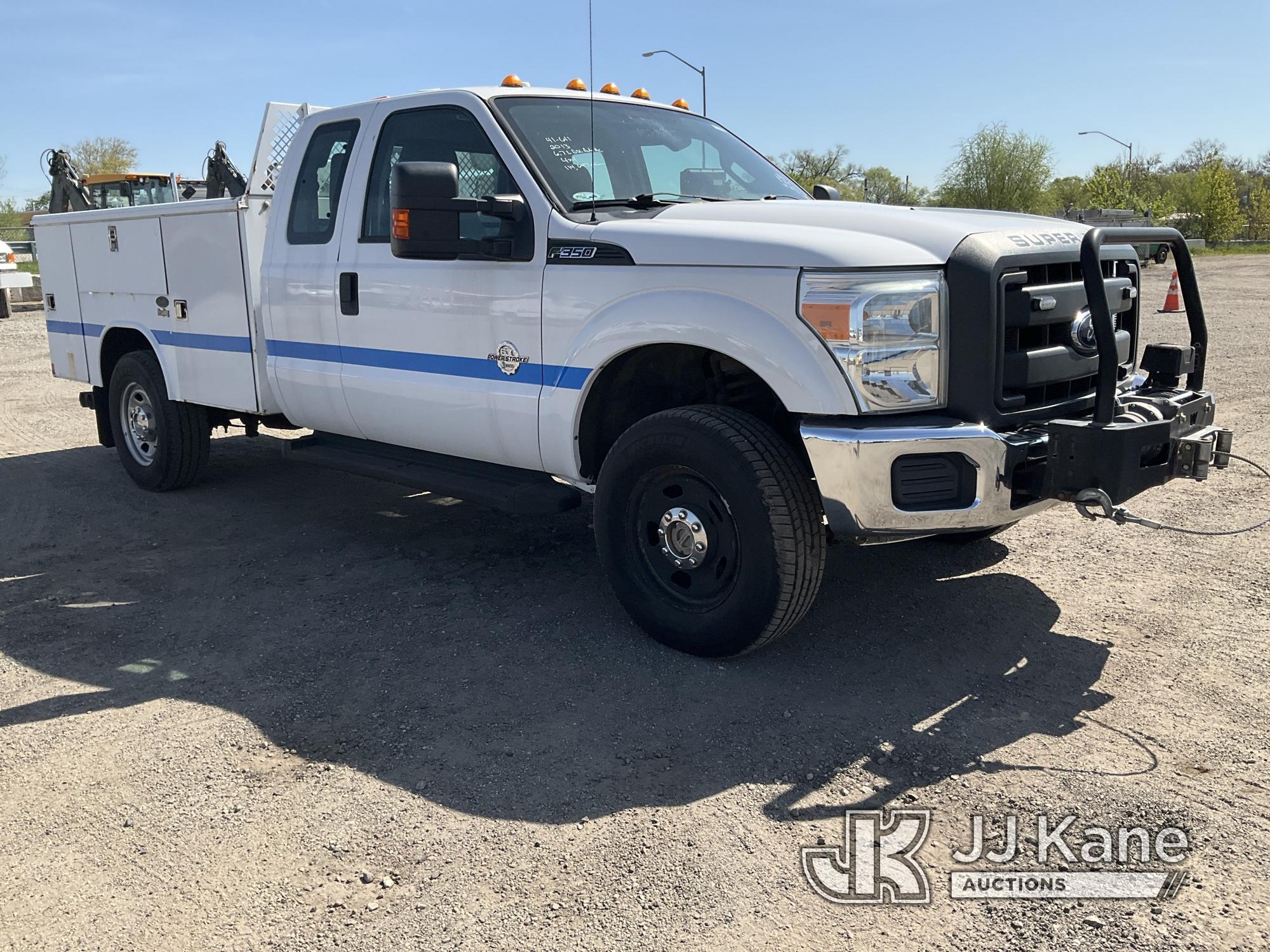 (Plymouth Meeting, PA) 2013 Ford F350 4x4 Extended-Cab Service Truck Runs & Moves, Missing Rear Seat