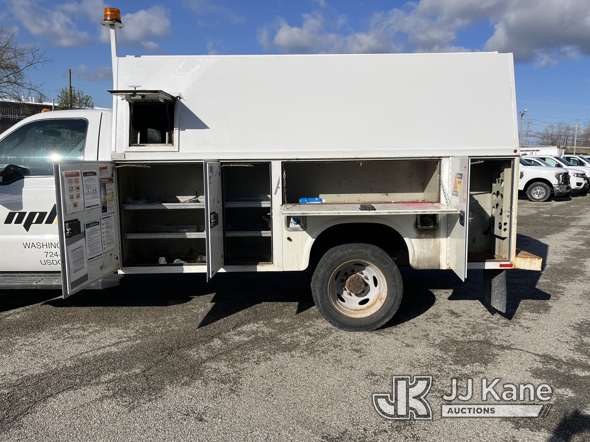 (Lemont Furnace, PA) 2016 Ford F450 Enclosed High-Top Service Truck Runs & Moves, Passenger Side Mir