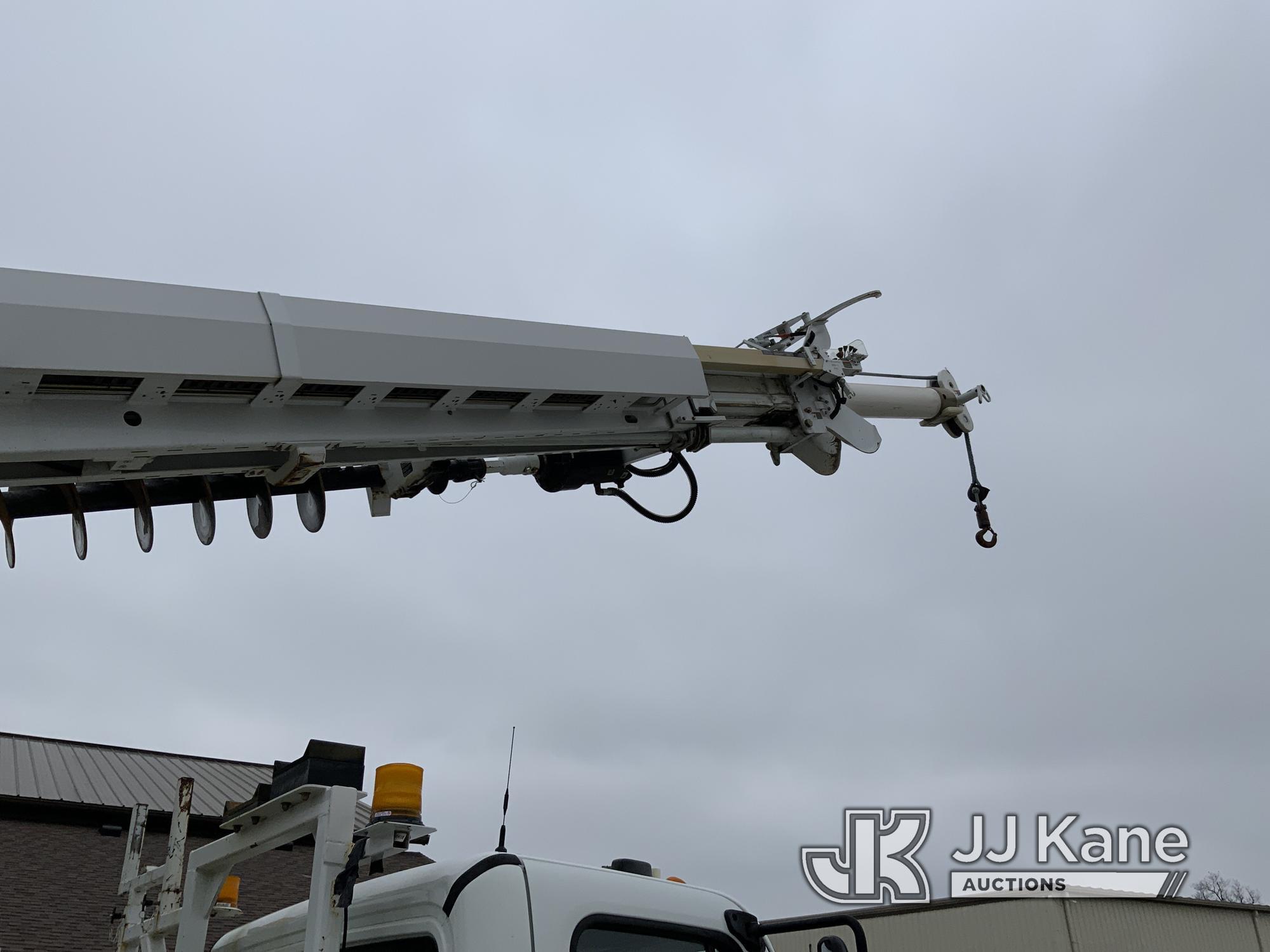 (Fort Wayne, IN) Altec DM47-TR, Digger Derrick rear mounted on 2010 Freightliner M2 106 Utility Truc