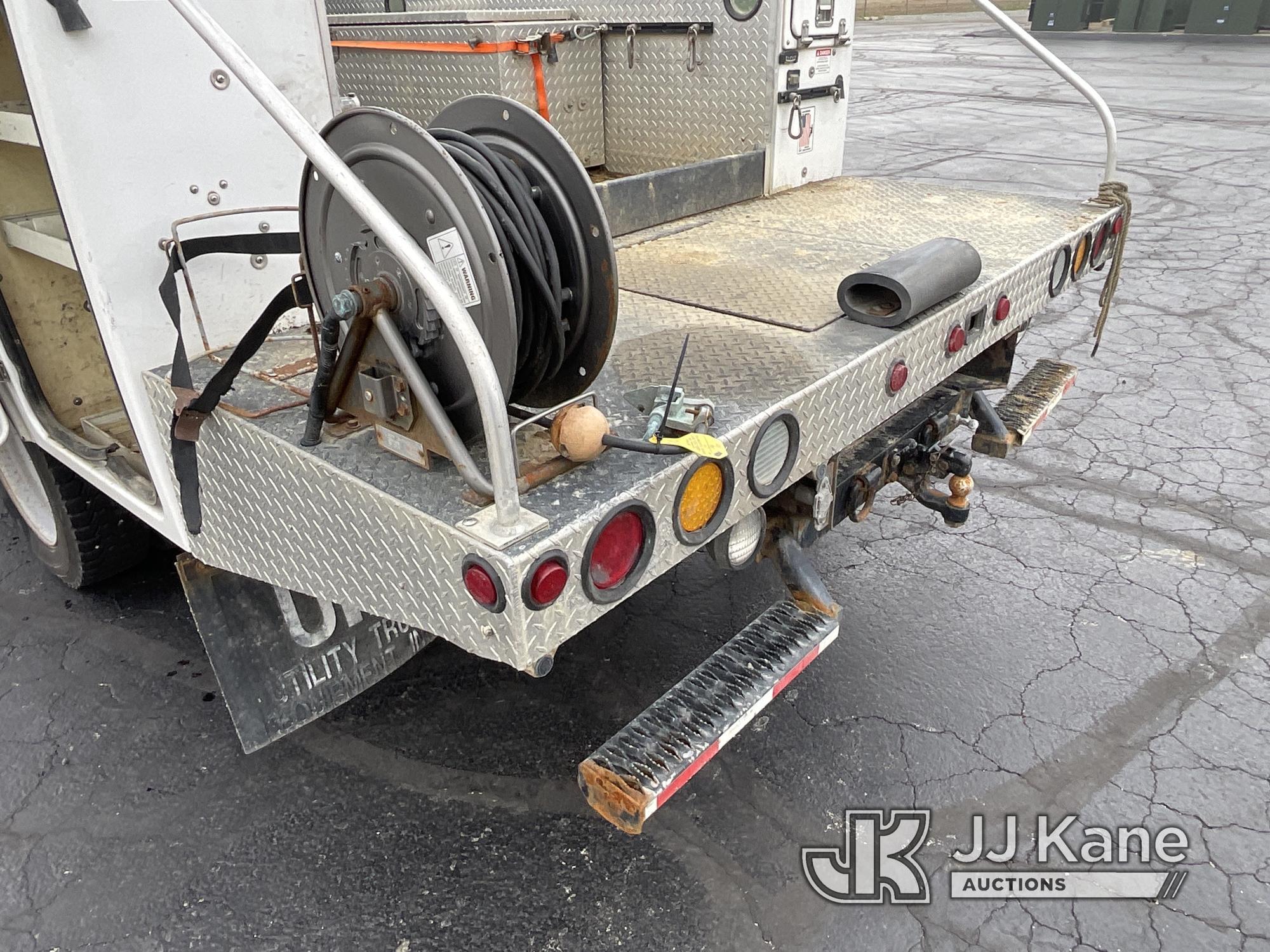 (Marysville, OH) Versalift SST37EHI, Articulating & Telescopic Bucket Truck mounted behind cab on 20