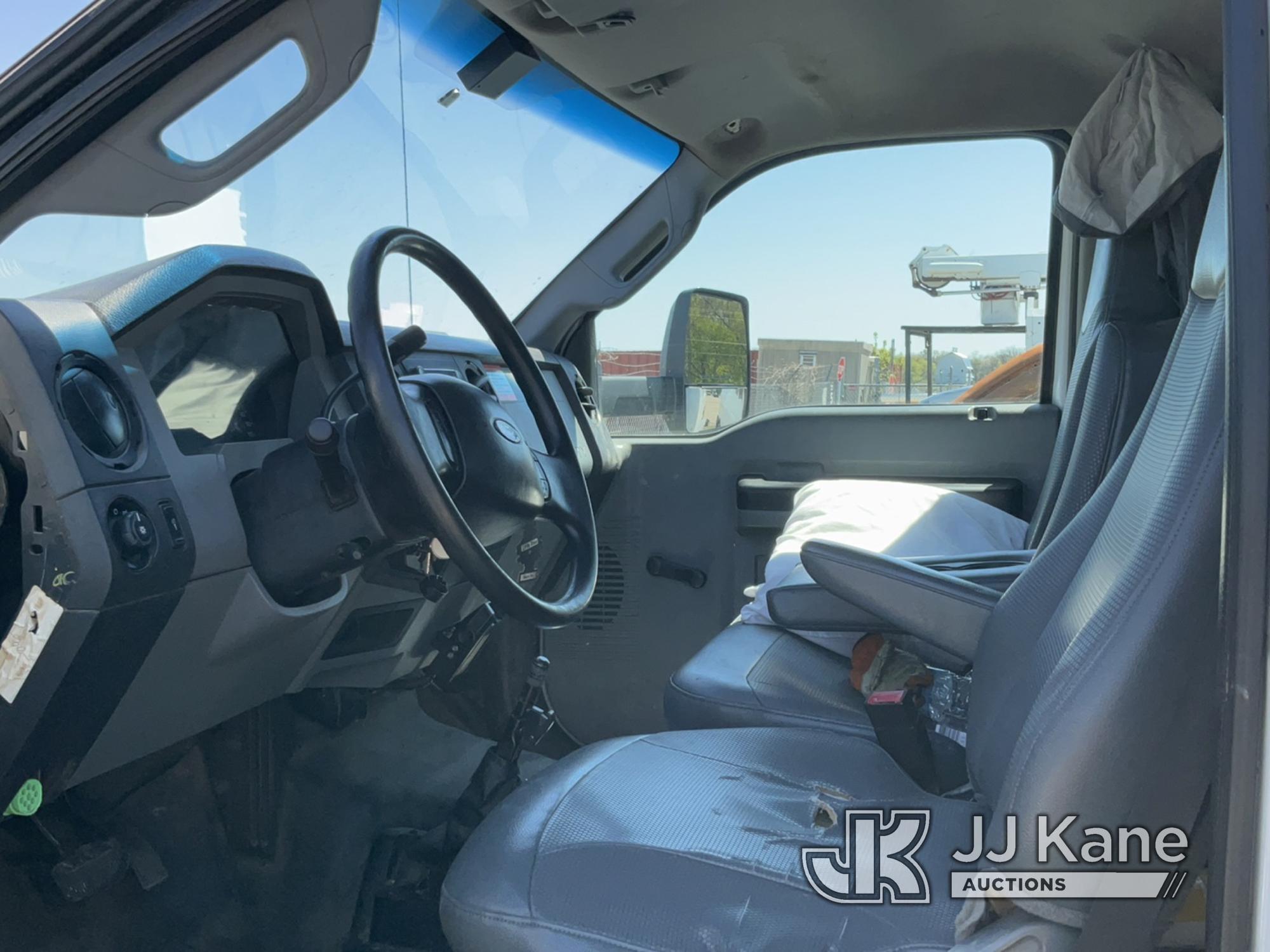 (Charlotte, MI) 2012 Ford F650 Chipper Dump Truck Condition Unknown, No Crank with Jump, BUYER LOAD.