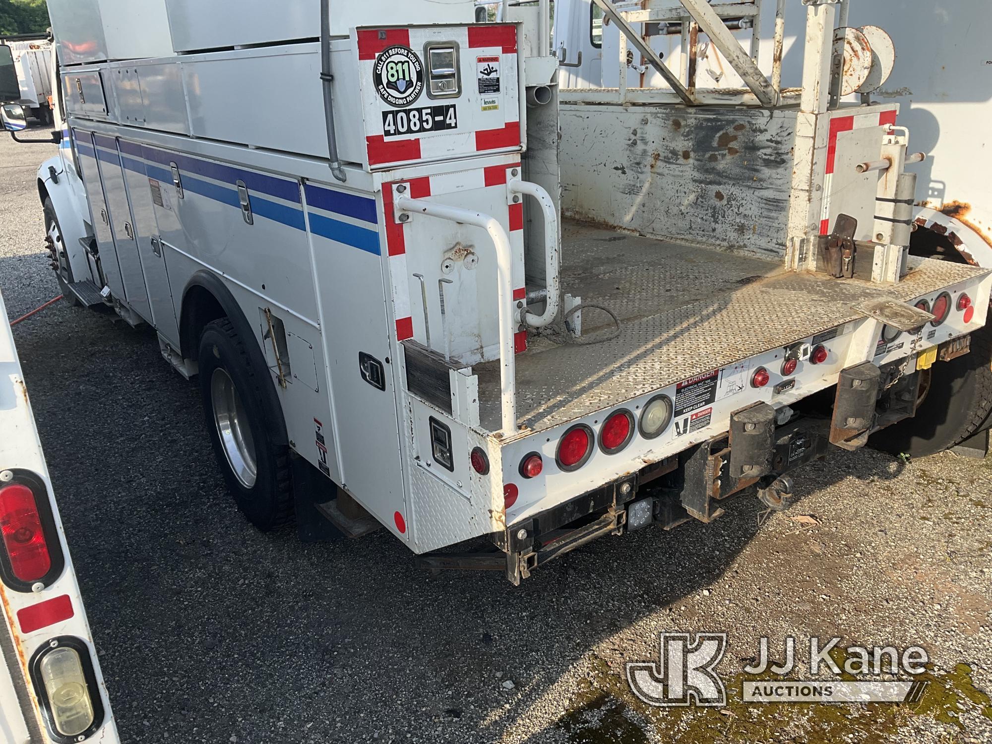 (Plymouth Meeting, PA) Altec LRV-55, Over-Center Bucket Truck center mounted on 2011 Freightliner M2