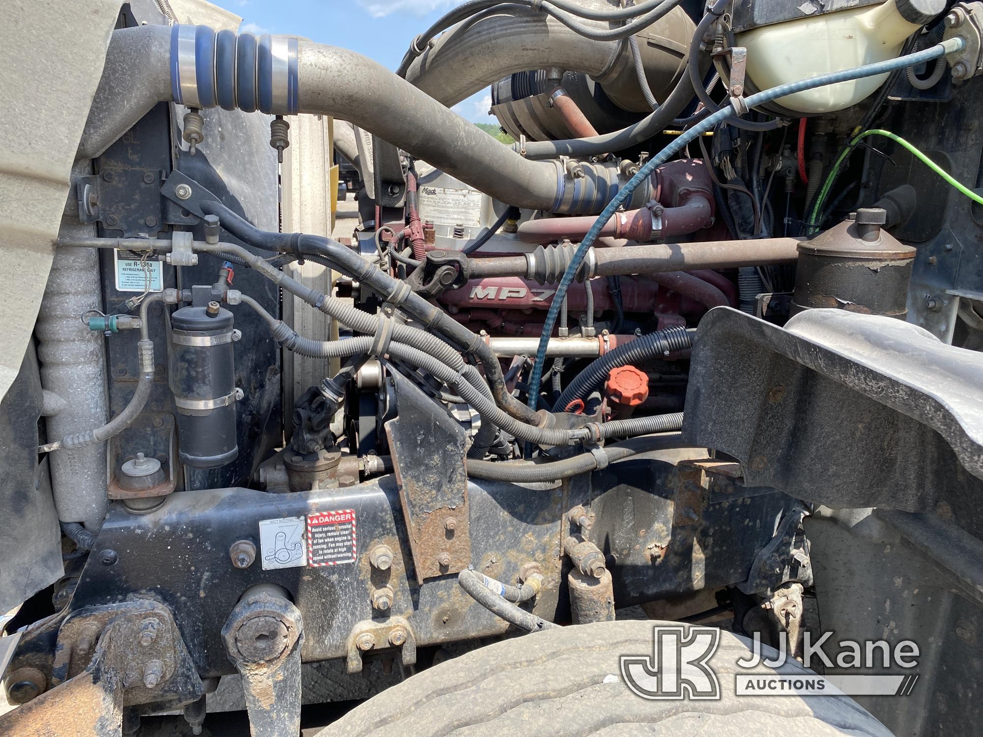 (Plymouth Meeting, PA) 2007 Mack CTP713 Tri-Axle Dump Truck Runs Moves & Dump Operates, Body & Rust