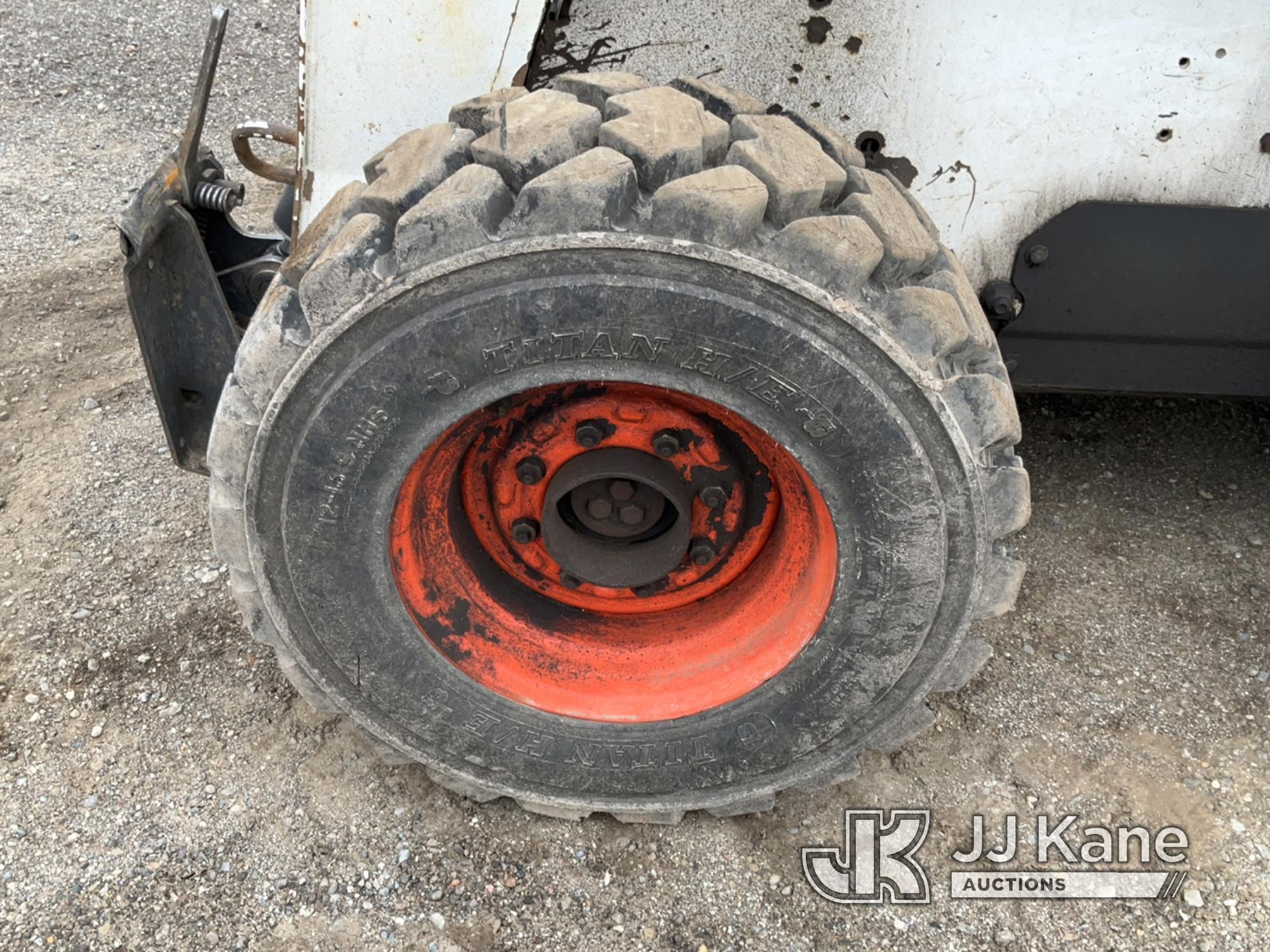 (Charlotte, MI) 2003 Bobcat S220 Rubber Tired Skid Steer Loader Runs, Moves, Key Broken Off In Ignit