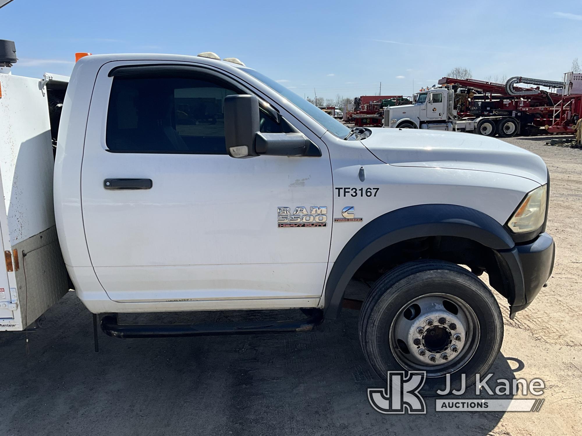 (Rosebush, MI) 2013 RAM 5500 4x4 Service Truck Starts, Runs, Moves) (  Check Engine Light On,  Rust.