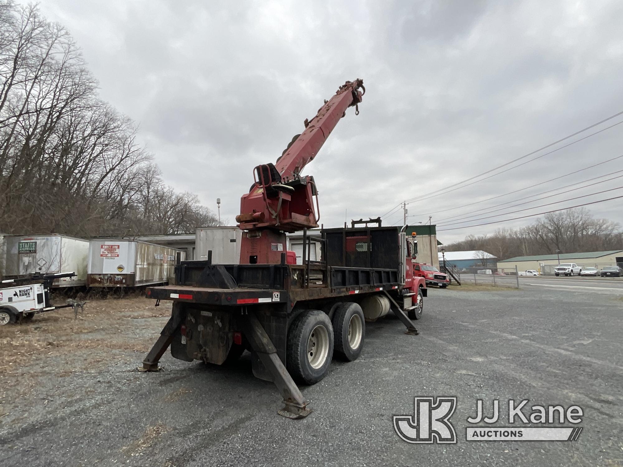 (Rensselaer, NY) Altec D845-BR, Digger Derrick rear mounted on 2000 Volvo WG 6x4 Flatbed/Utility Tru