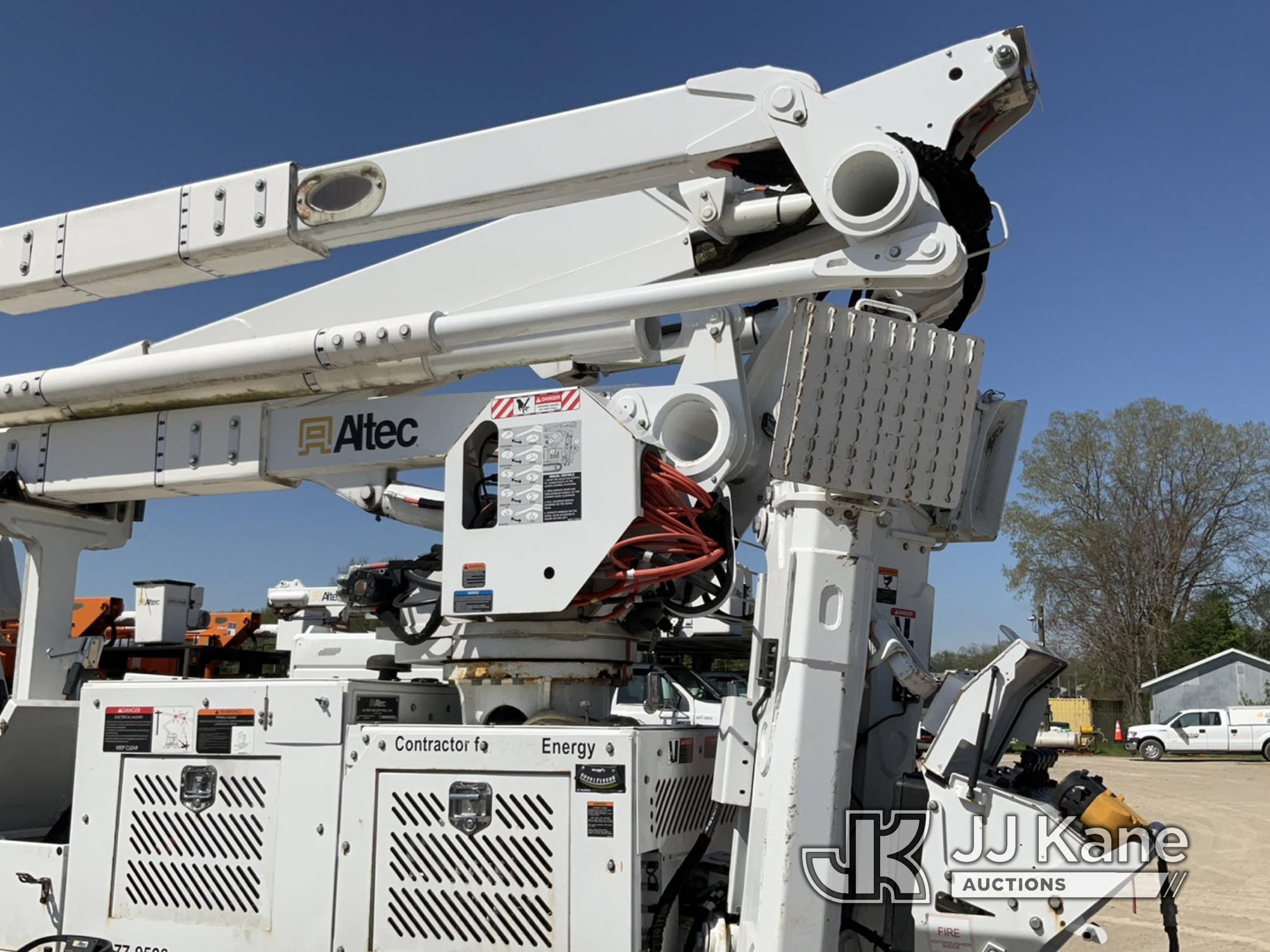 (Charlotte, MI) Altec TDA58, Articulating & Telescopic Bucket mounted on 2019 Altec TDA58 Crawler Ba