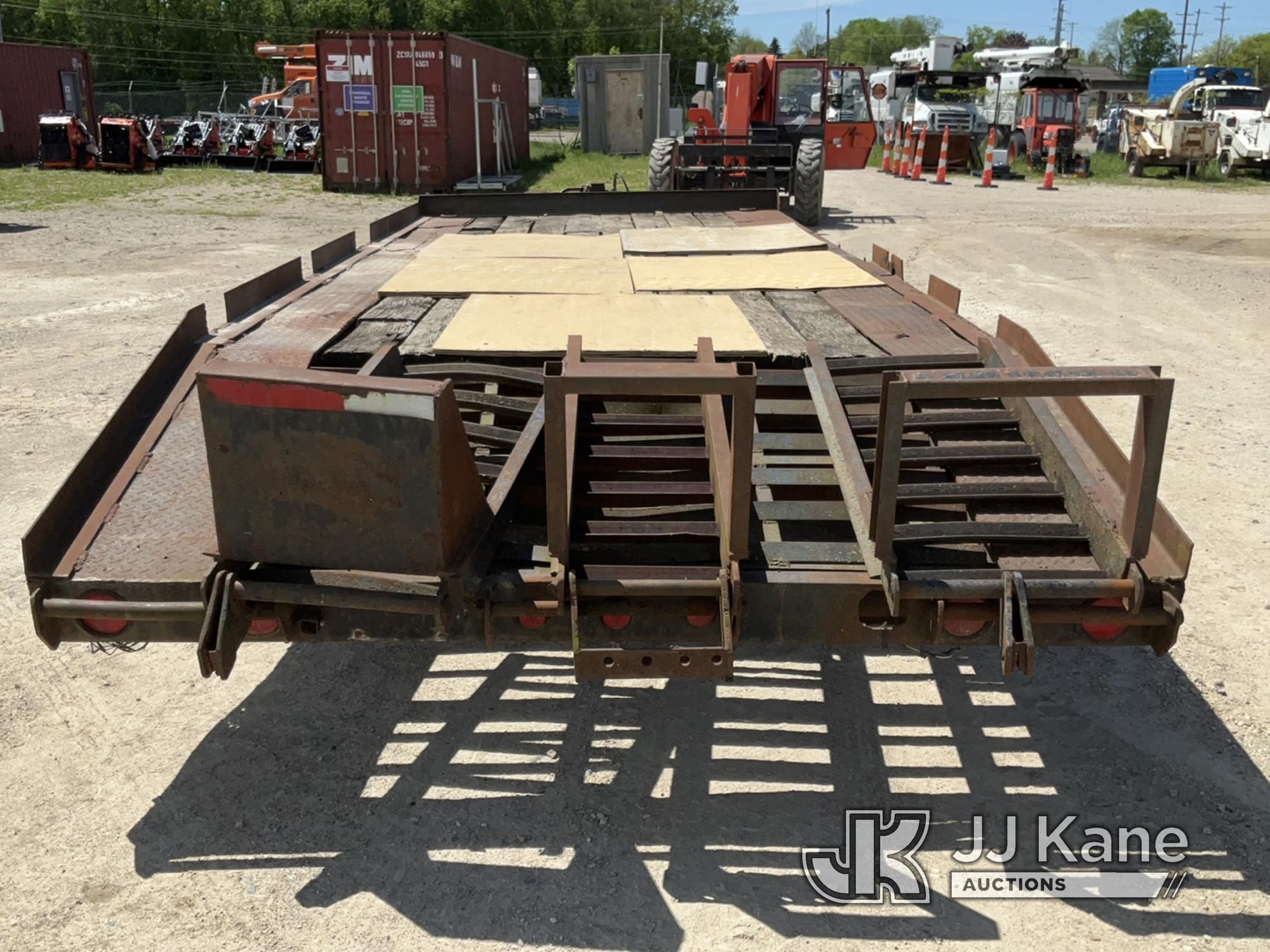 (Charlotte, MI) 1995 Scott Tri-Axle Tagalong Equipment Trailer Rotted Deck Boards