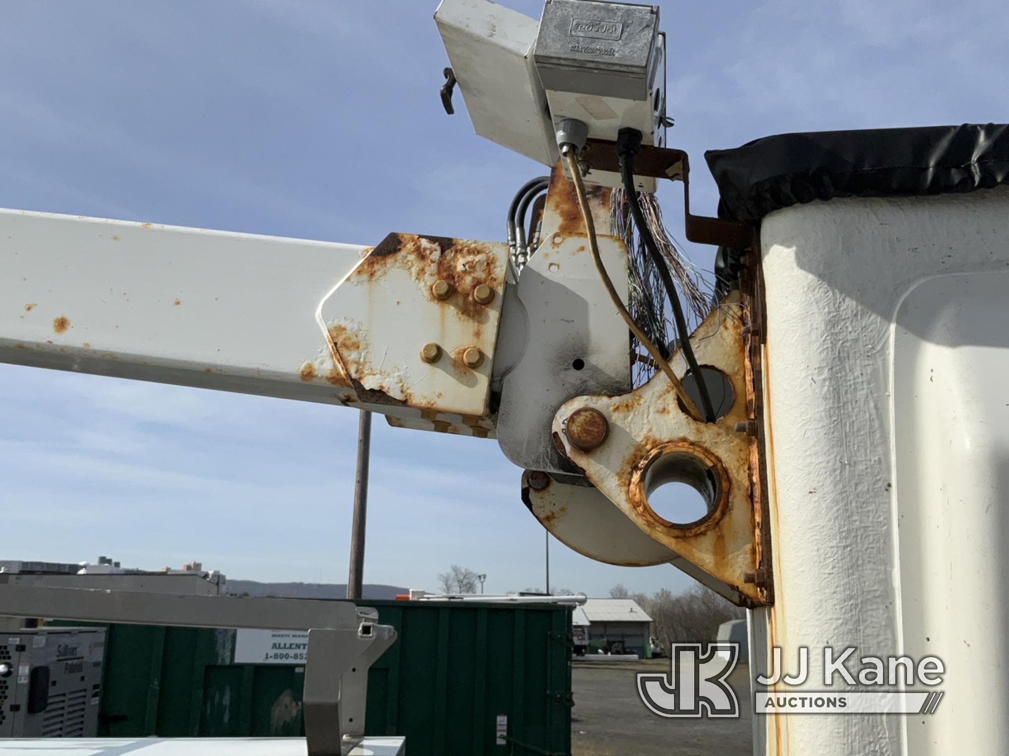 (Plains, PA) Altec AT200A, Telescopic Non-Insulated Bucket Truck mounted behind cab on 2015 Ford F45