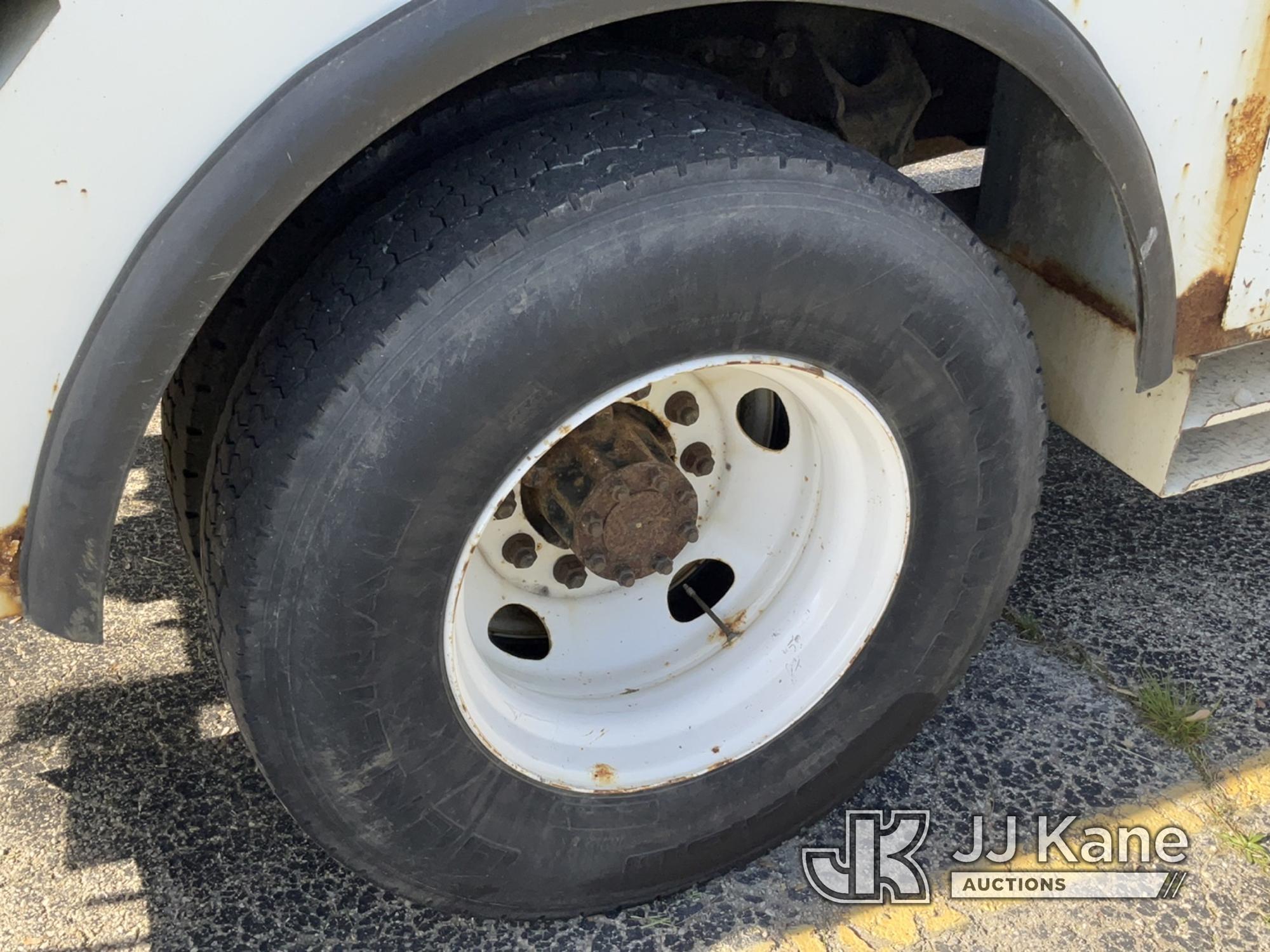 (Miamisburg, OH) Altec DM47-TR, Digger Derrick rear mounted on 2009 International 4300 Utility Truck