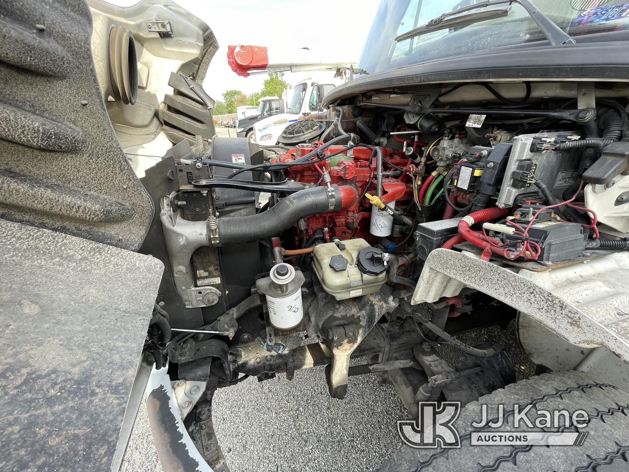 (Plymouth Meeting, PA) Altec LRV-55, Over-Center Bucket Truck center mounted on 2011 Freightliner M2