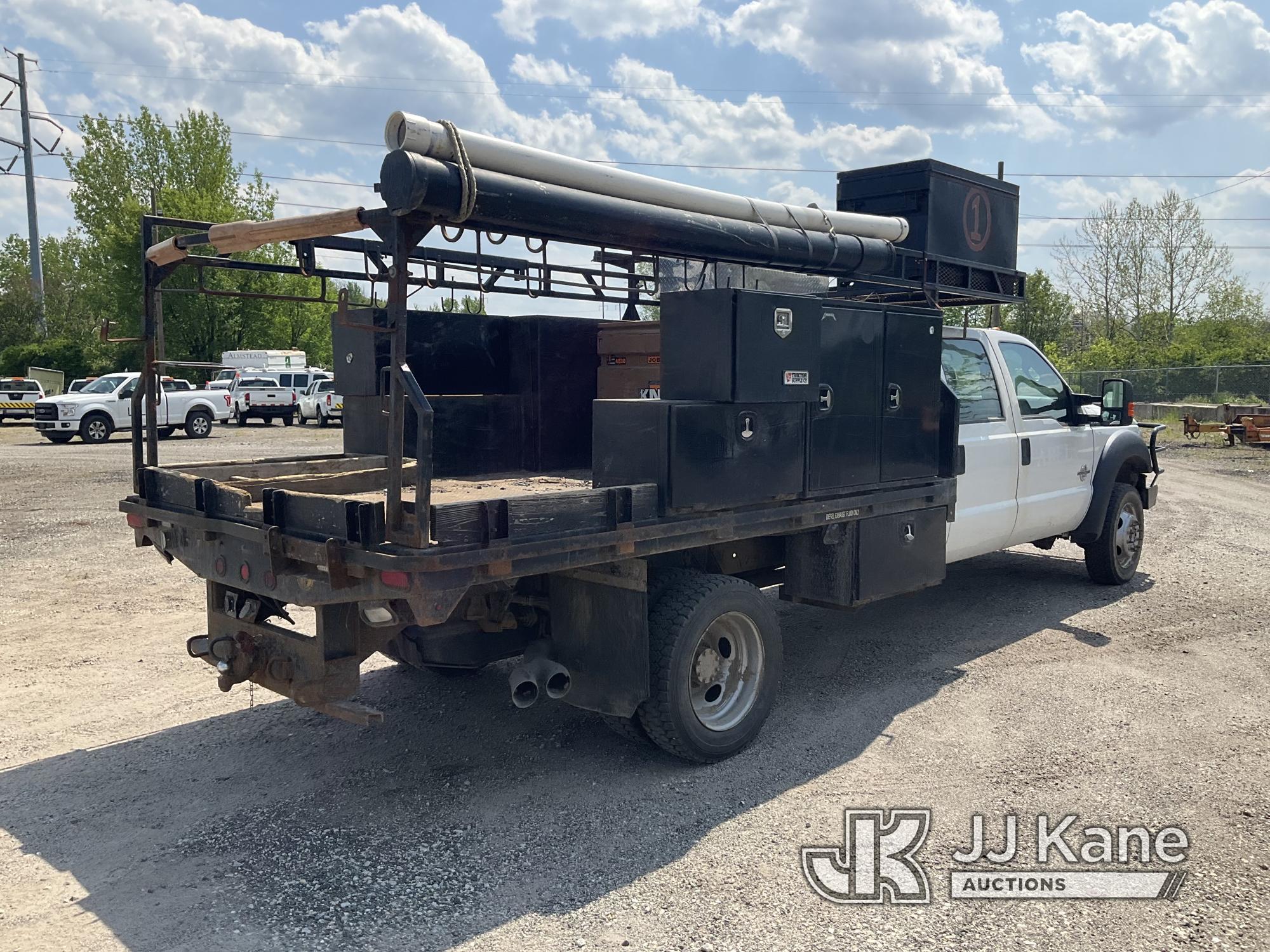 (Plymouth Meeting, PA) 2016 Ford F550 4x4 Crew-Cab Flatbed Truck Runs & Moves, Body & Rust Damage, C