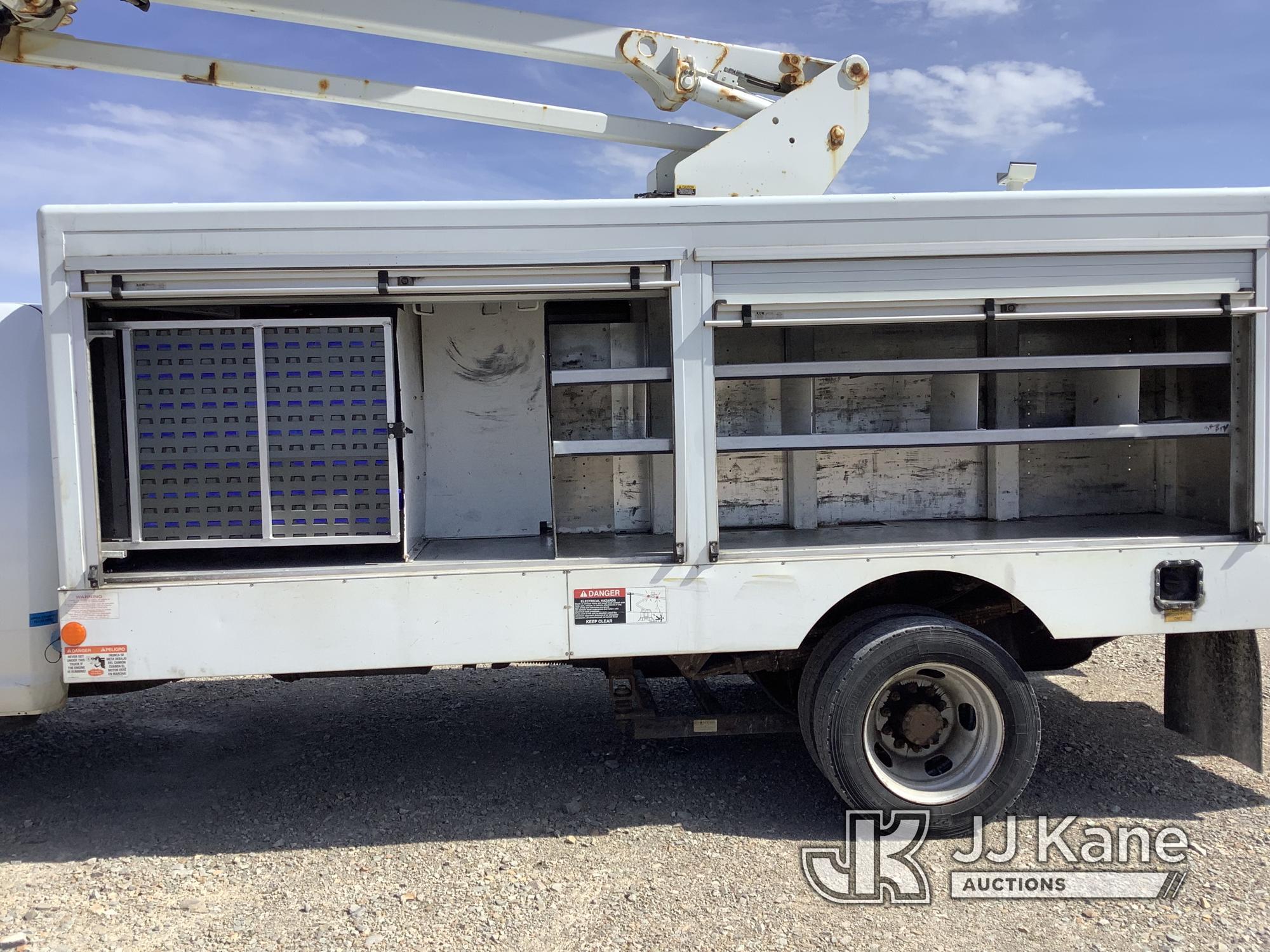 (Smock, PA) Altec AT248F, Articulating & Telescopic Bucket center mounted on 2015 RAM 5500 Enclosed