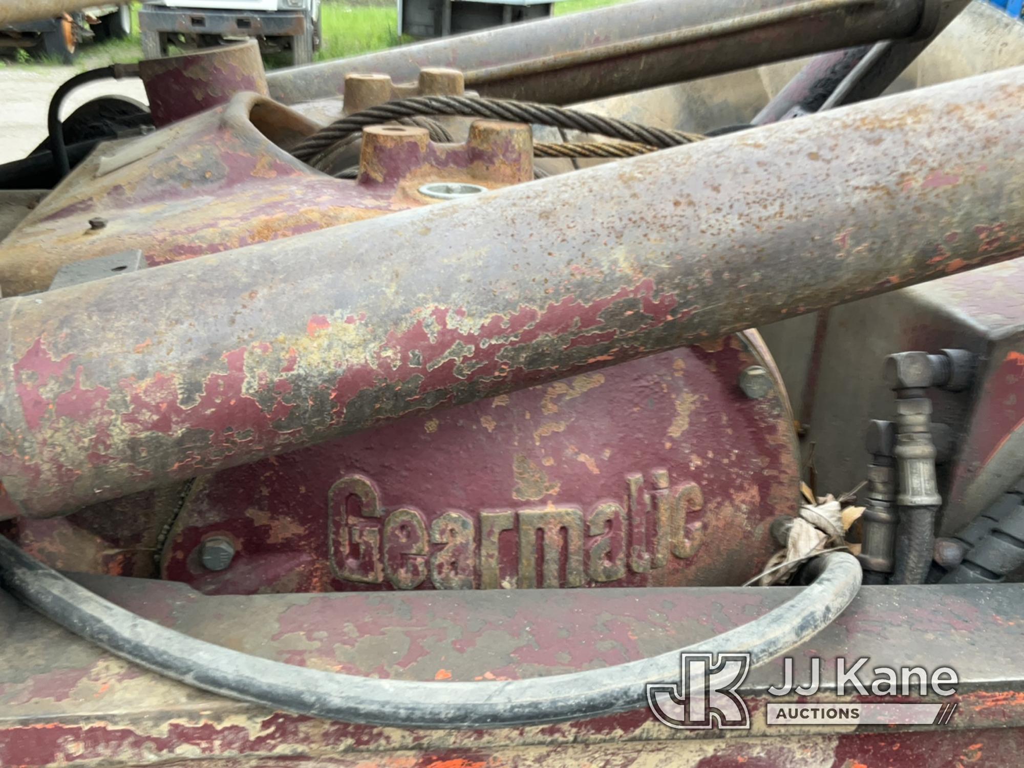 (Charlotte, MI) 1987 Timberjack 380A Articulating Rubber Tired Log Skidder Runs, Does Not Move, Hydr