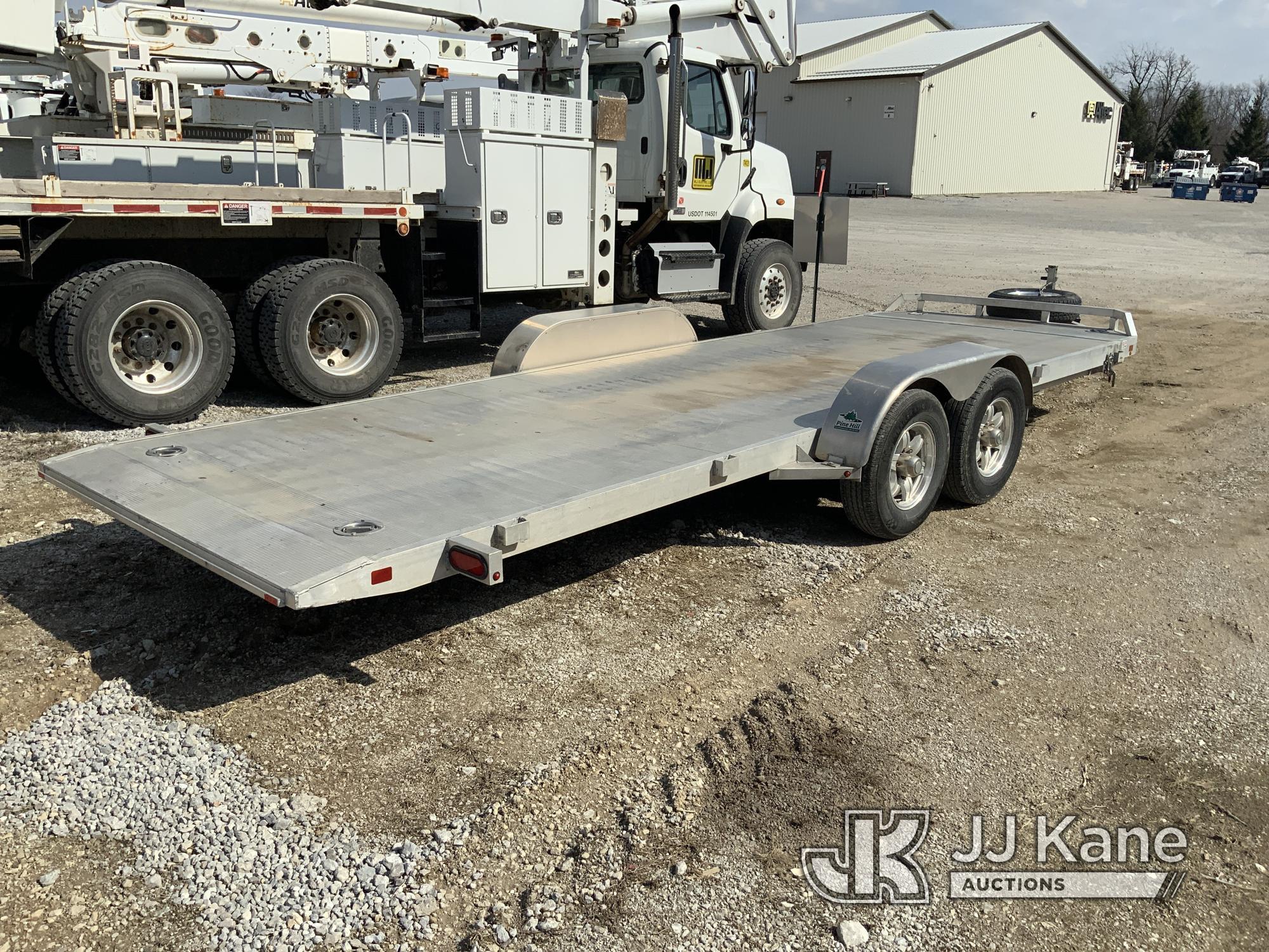 (Fort Wayne, IN) 2021 Aluma T/A Tilt-Top Tagalong Trailer