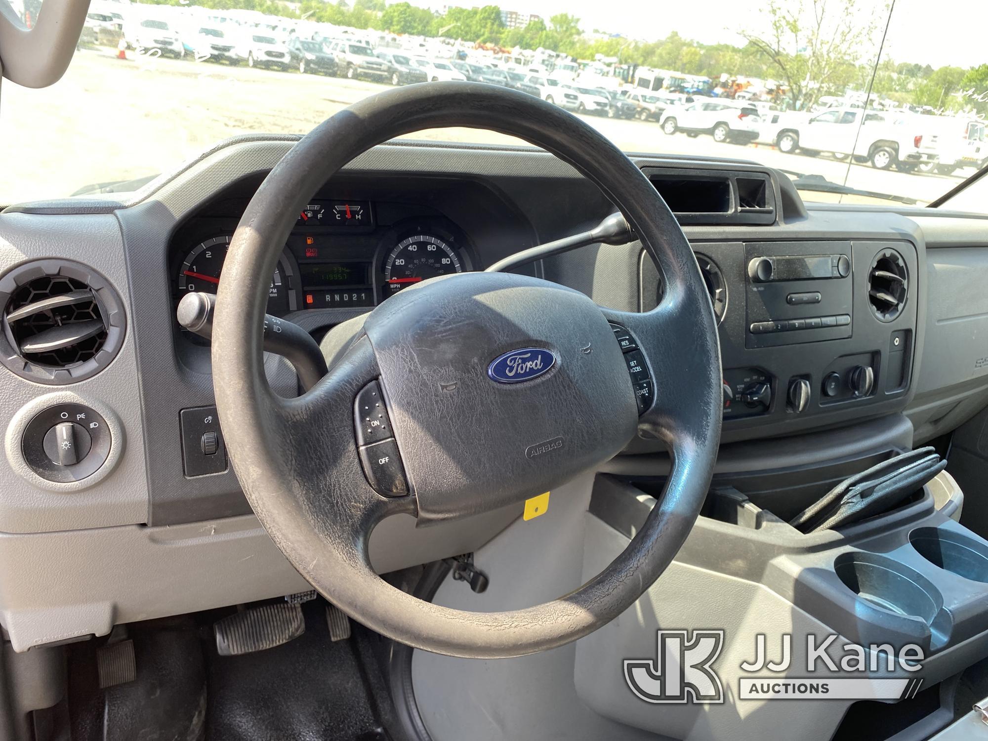 (Plymouth Meeting, PA) ETI ETT29-SNV, Telescopic Non-Insulated Bucket Van mounted on 2013 Ford E350