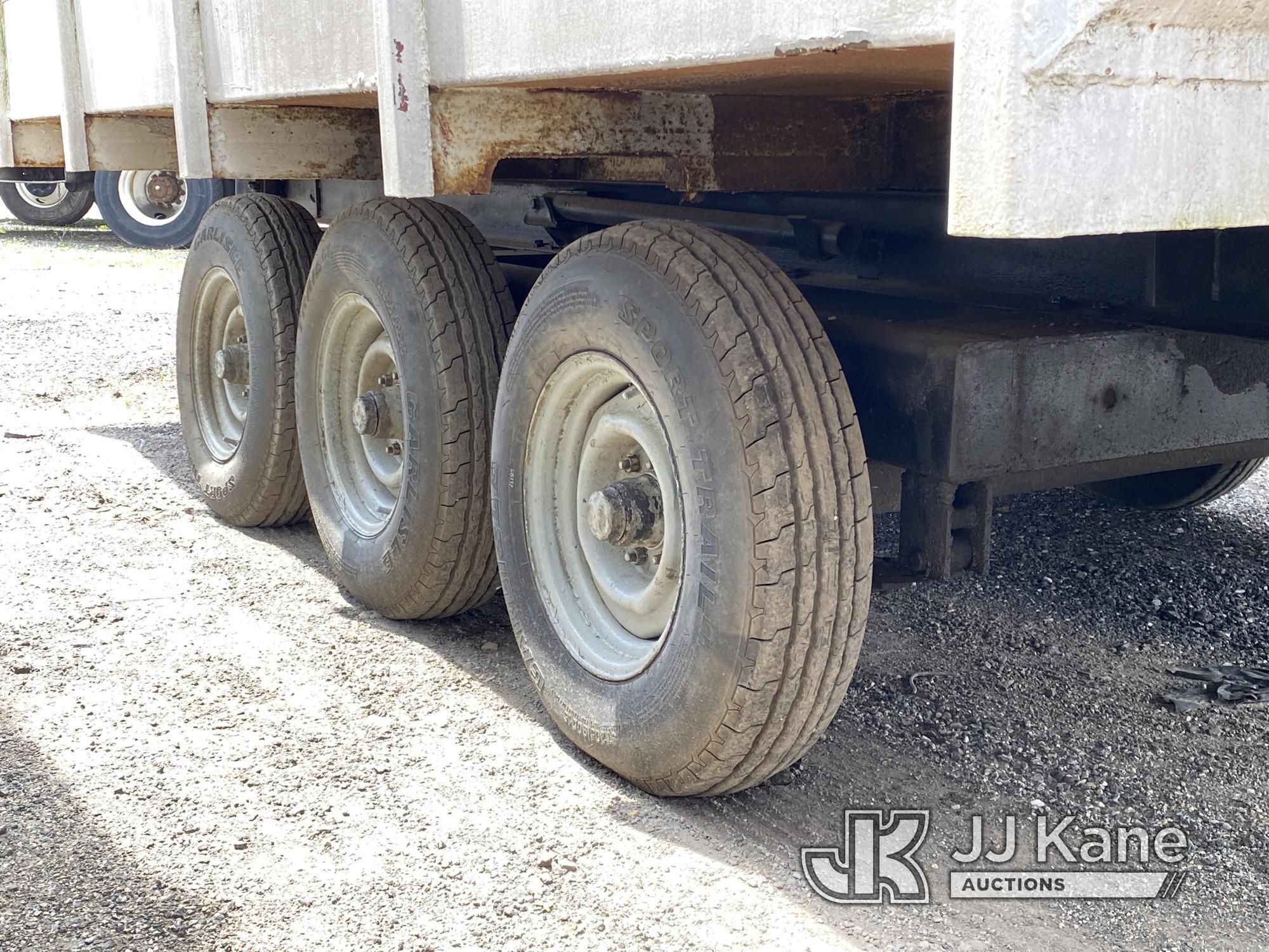 (Plymouth Meeting, PA) 1988 American Road Machinery ALC-25 Portable Leaf Vacuum, Trailer Mtd. Cranks