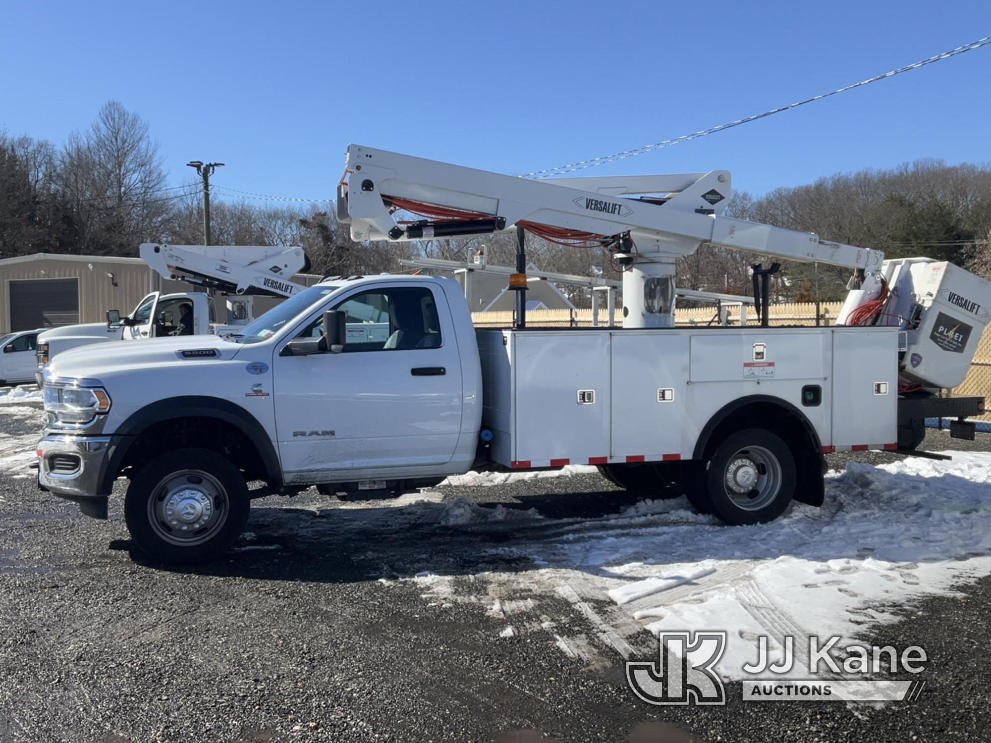 (Kings Park, NY) Versalift SST40EIH-02, Articulating & Telescopic Bucket Truck center mounted on 202