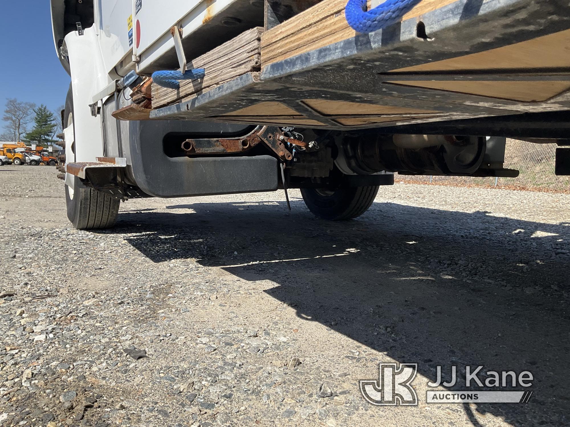 (Shrewsbury, MA) Altec AA55, Material Handling Bucket Truck rear mounted on 2019 Freightliner M2 106