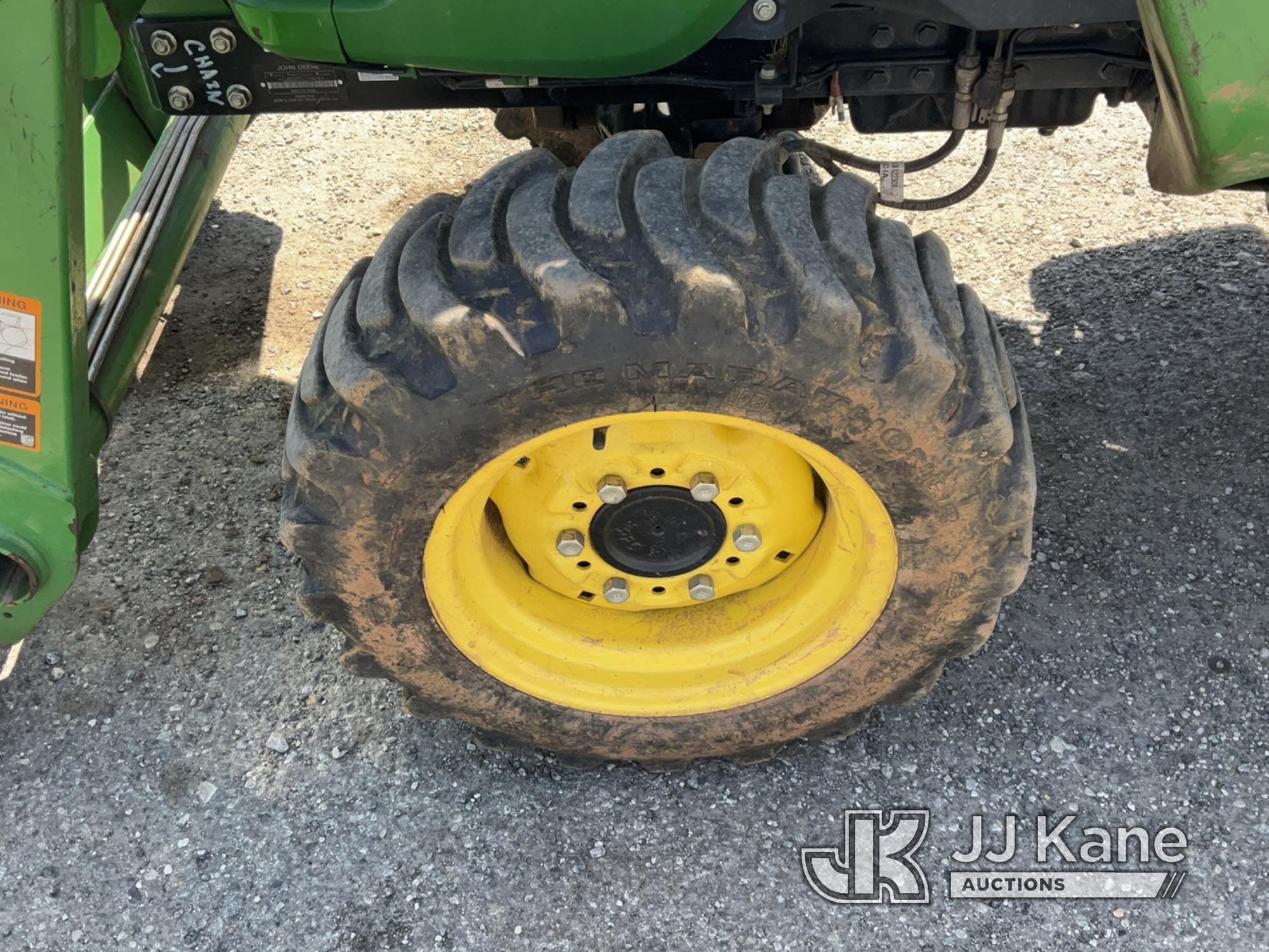 (Plymouth Meeting, PA) 2020 John Deere 3032 Mini Utility Tractor Loader Backhoe Runs, Moves & Operat