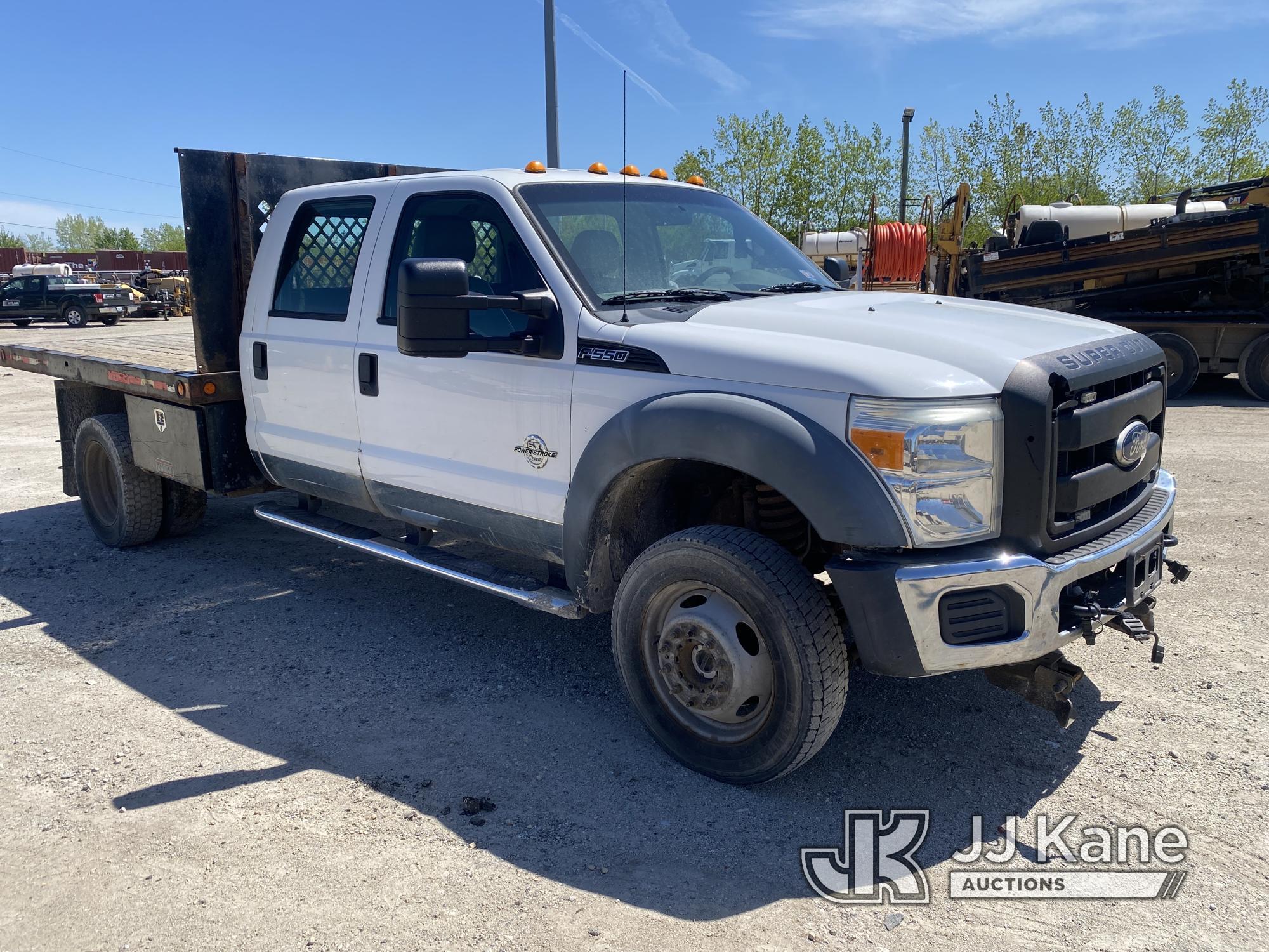 (University Park, IL) 2011 Ford F550 4x4 Crew-Cab Flatbed Truck Runs, Moves) (No Rear Seats