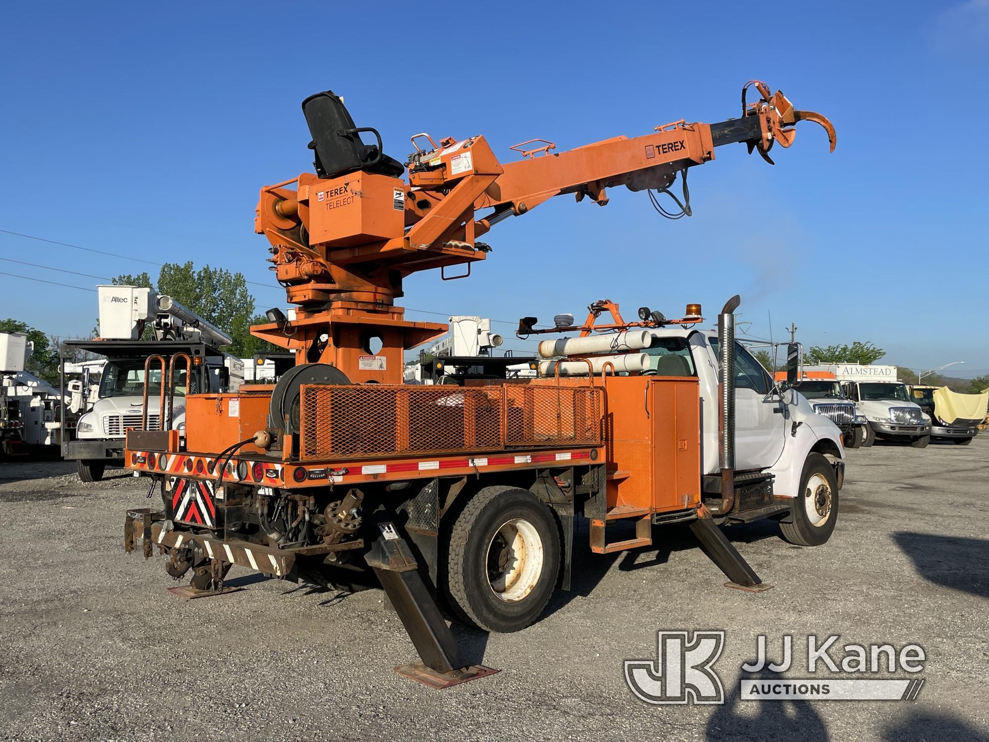 (Plymouth Meeting, PA) Terex Commander 4047, Digger Derrick rear mounted on 2011 Ford F750 Utility T