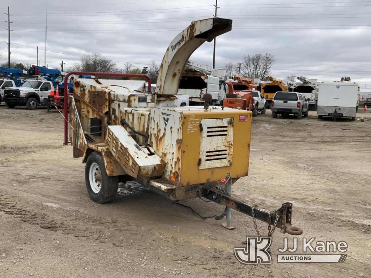 (Charlotte, MI) 2013 Vermeer BC1000XL Chipper (12in Drum) No Crank, Bad Starter, Condition Unknown,