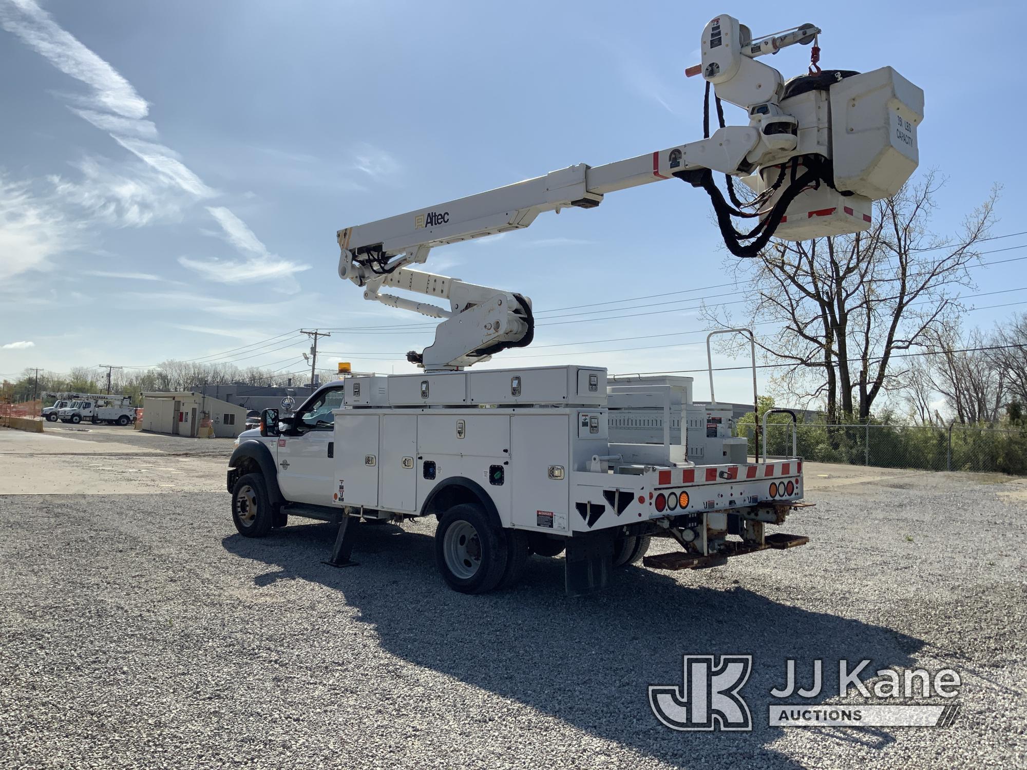 (Fort Wayne, IN) Altec AT40M, Articulating & Telescopic Material Handling Bucket Truck mounted behin