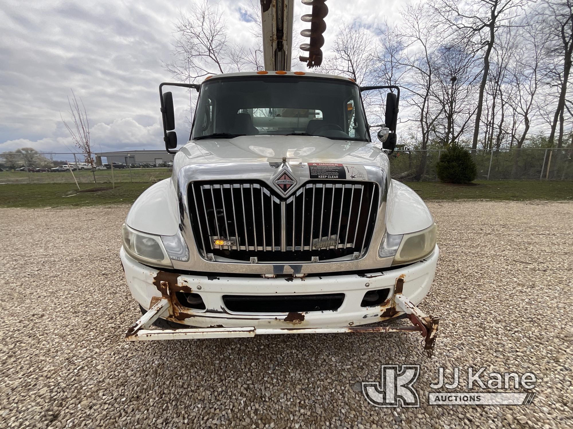 (London, OH) Altec DM45T, Digger Derrick rear mounted on 2004 International 4400 Utility Truck, Inve