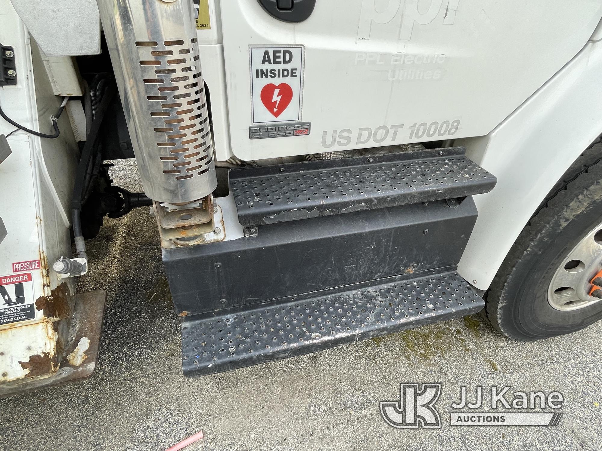 (Plymouth Meeting, PA) Altec LRV-55, Over-Center Bucket Truck center mounted on 2011 Freightliner M2