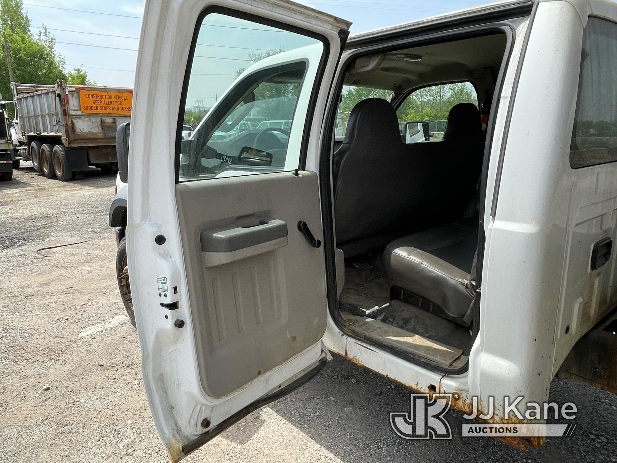 (Plymouth Meeting, PA) 2009 Ford F550 4x4 Crew-Cab Dump Truck Runs Moves & Dump Operates, Body & Rus