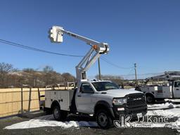 (Kings Park, NY) ETI ETC35SNT, Articulating & Telescopic Non-Insulated Bucket Truck mounted behind c