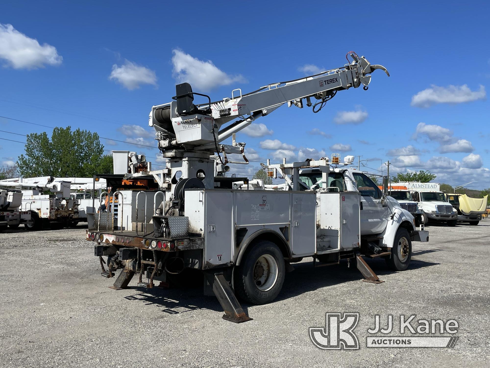 (Plymouth Meeting, PA) Terex Commander 4047, Digger Derrick rear mounted on 2011 Ford F750 Utility T