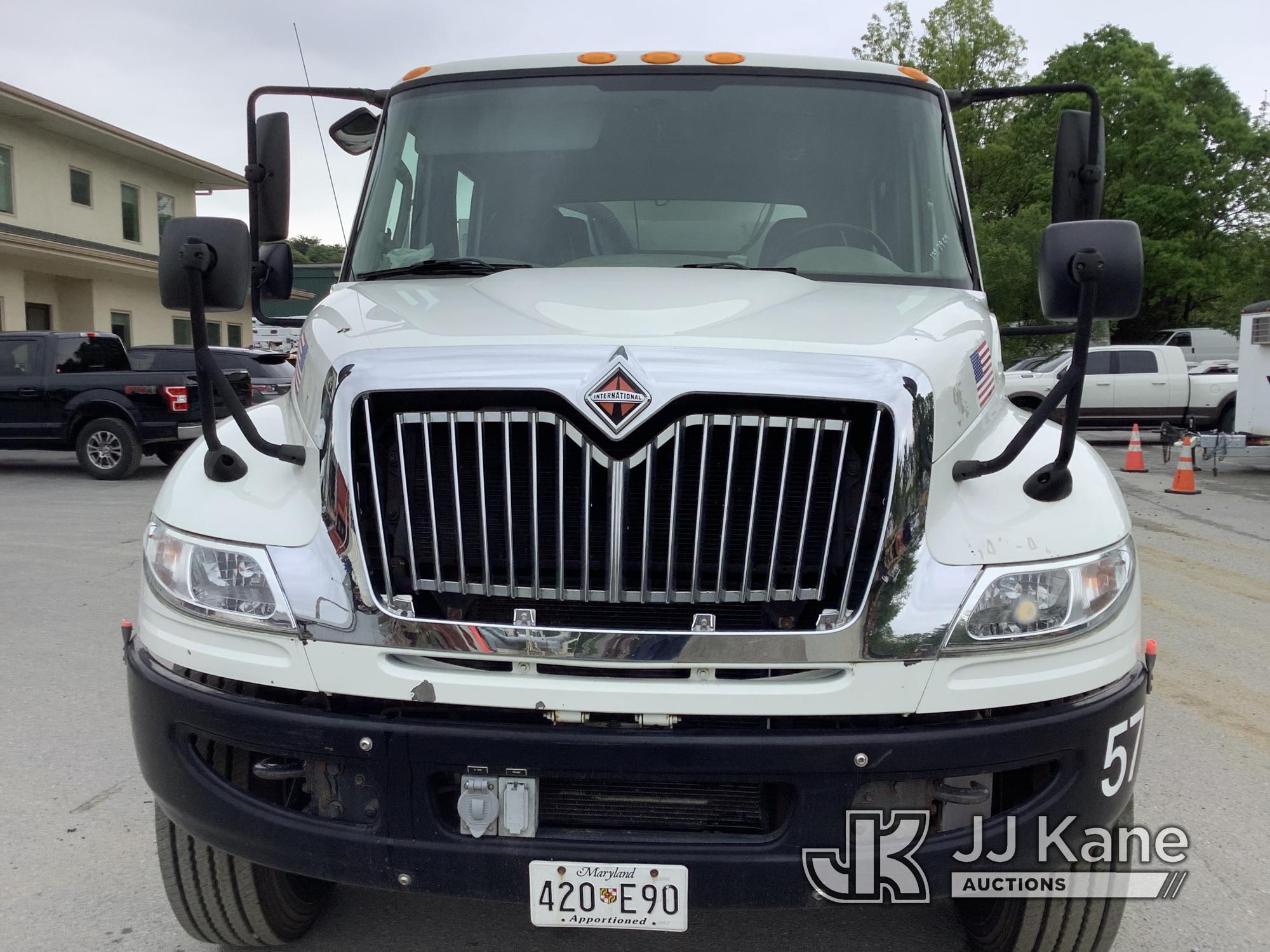 (Harmans, MD) 2013 International 4400 Air Compressor/Enclosed Utility Truck Runs & Moves, Only Runs