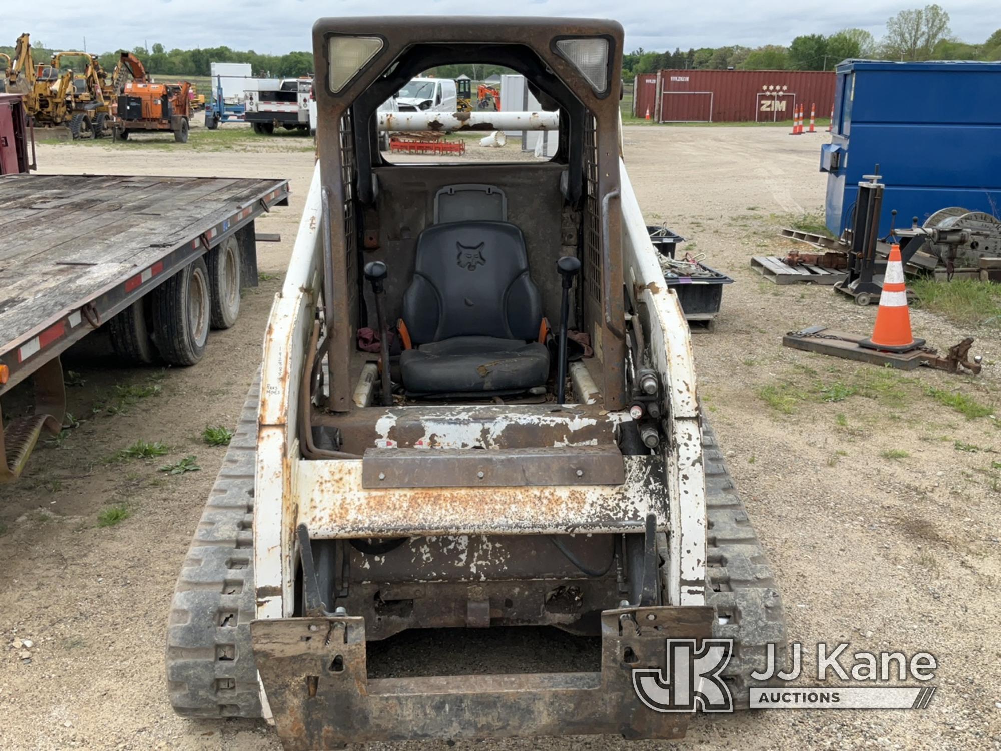 (Charlotte, MI) 2004 Bobcat T190 Crawler Skid Steer Loader Runs, Moves, Operates, Oil Pressure Light