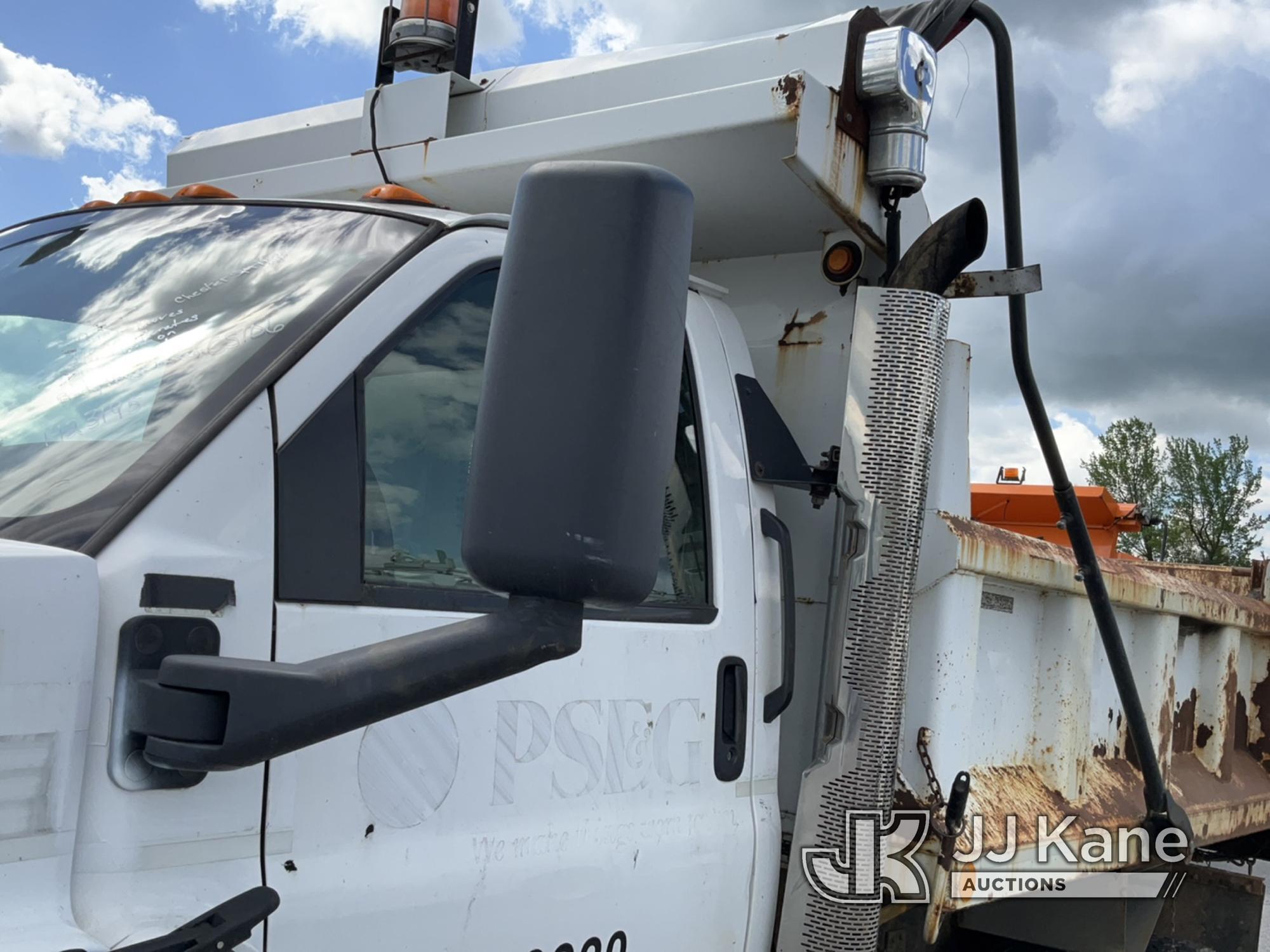 (Chester Springs, PA) 2009 GMC C8500 Dump Truck Runs, Moves & Dump Operates, Engine Light On, Body &