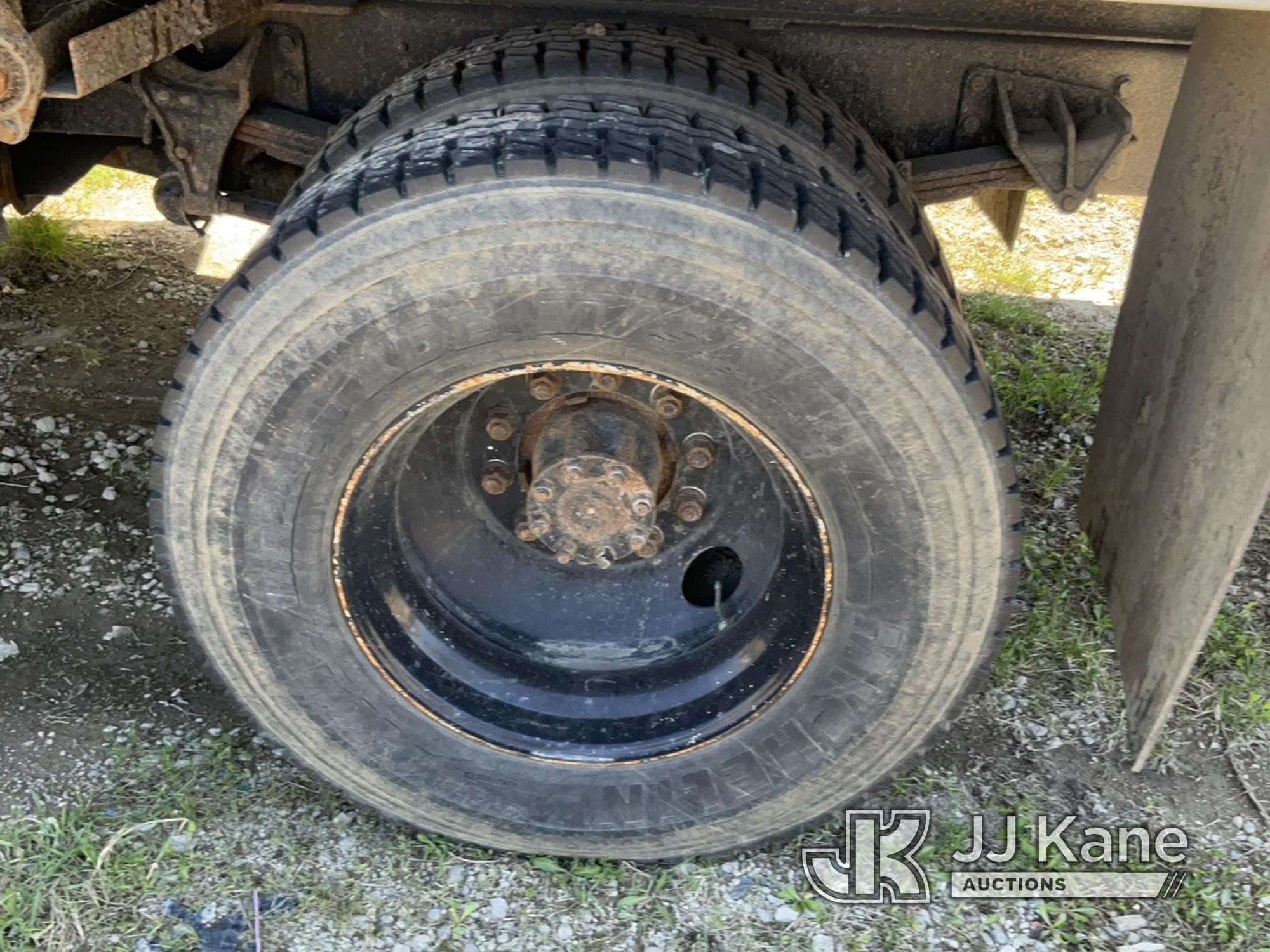 (Charlotte, MI) 2012 Ford F650 Chipper Dump Truck Condition Unknown, No Crank with Jump, BUYER LOAD.