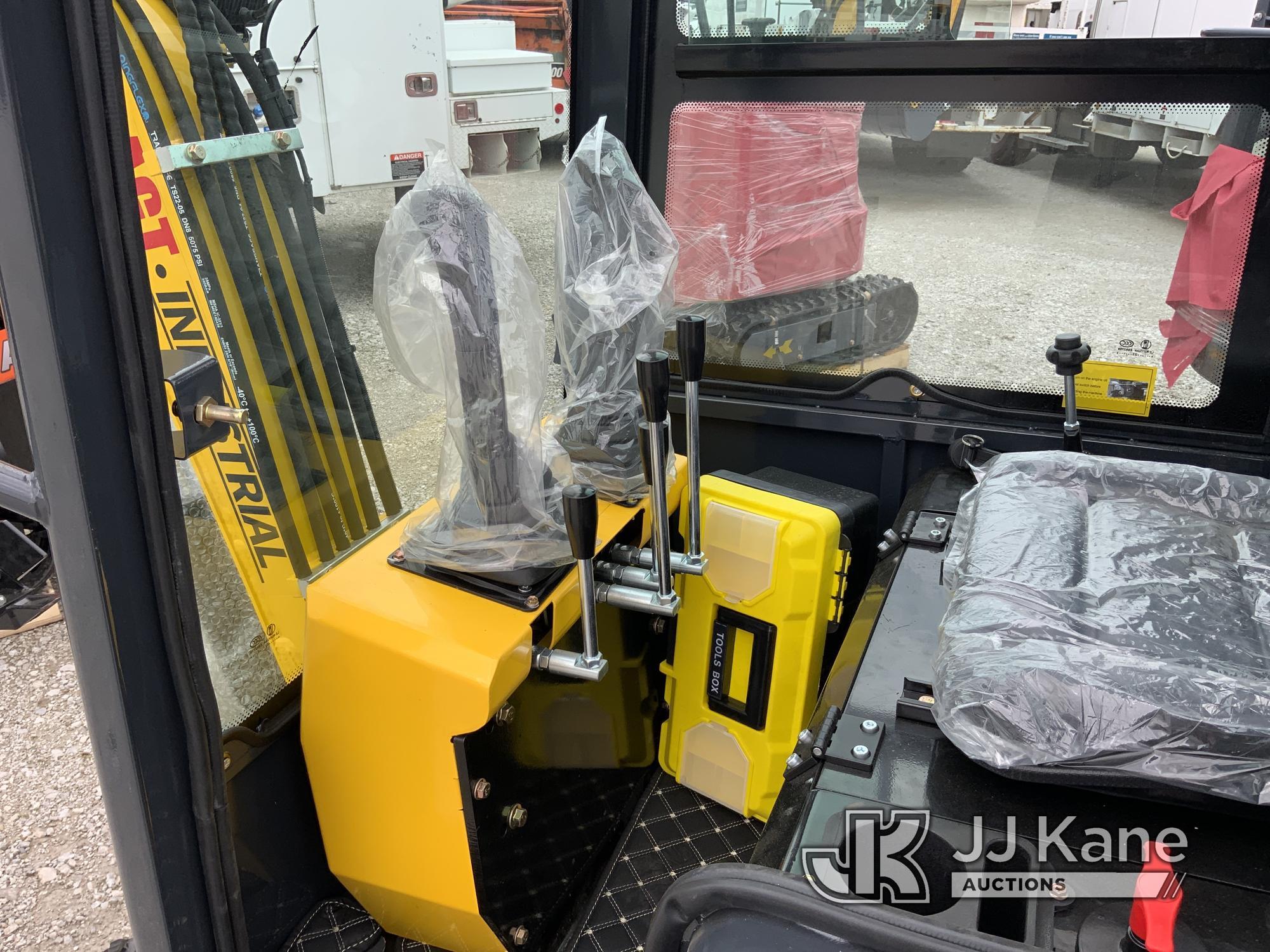 (Fort Wayne, IN) 2024 AGT QH13R Mini Hydraulic Excavator New) (Condition Unknown