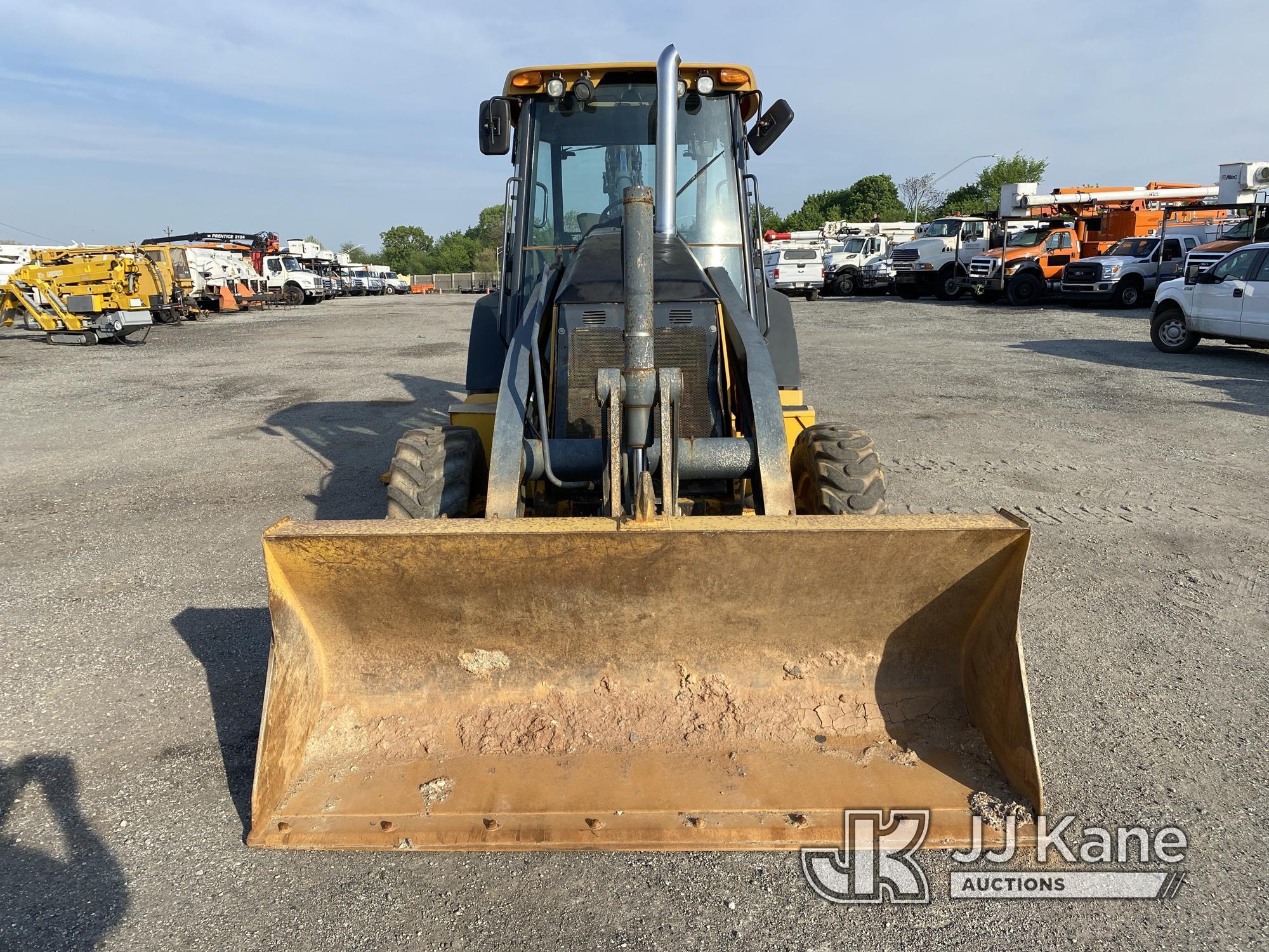 (Plymouth Meeting, PA) 2014 John Deere 310SK 4x4 Tractor Loader Backhoe No Title) (Runs Moves & Oper