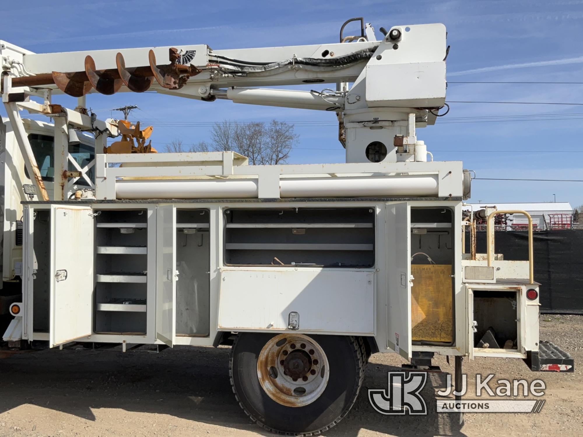 (Charlotte, MI) Terex/Telelect Commander 4047, Digger Derrick rear mounted on 2010 International 740