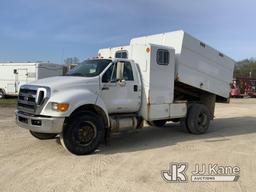 (Charlotte, MI) 2011 Ford F750 Chipper Dump Truck Runs, Moves, Dump Operates, Service Engine Light.