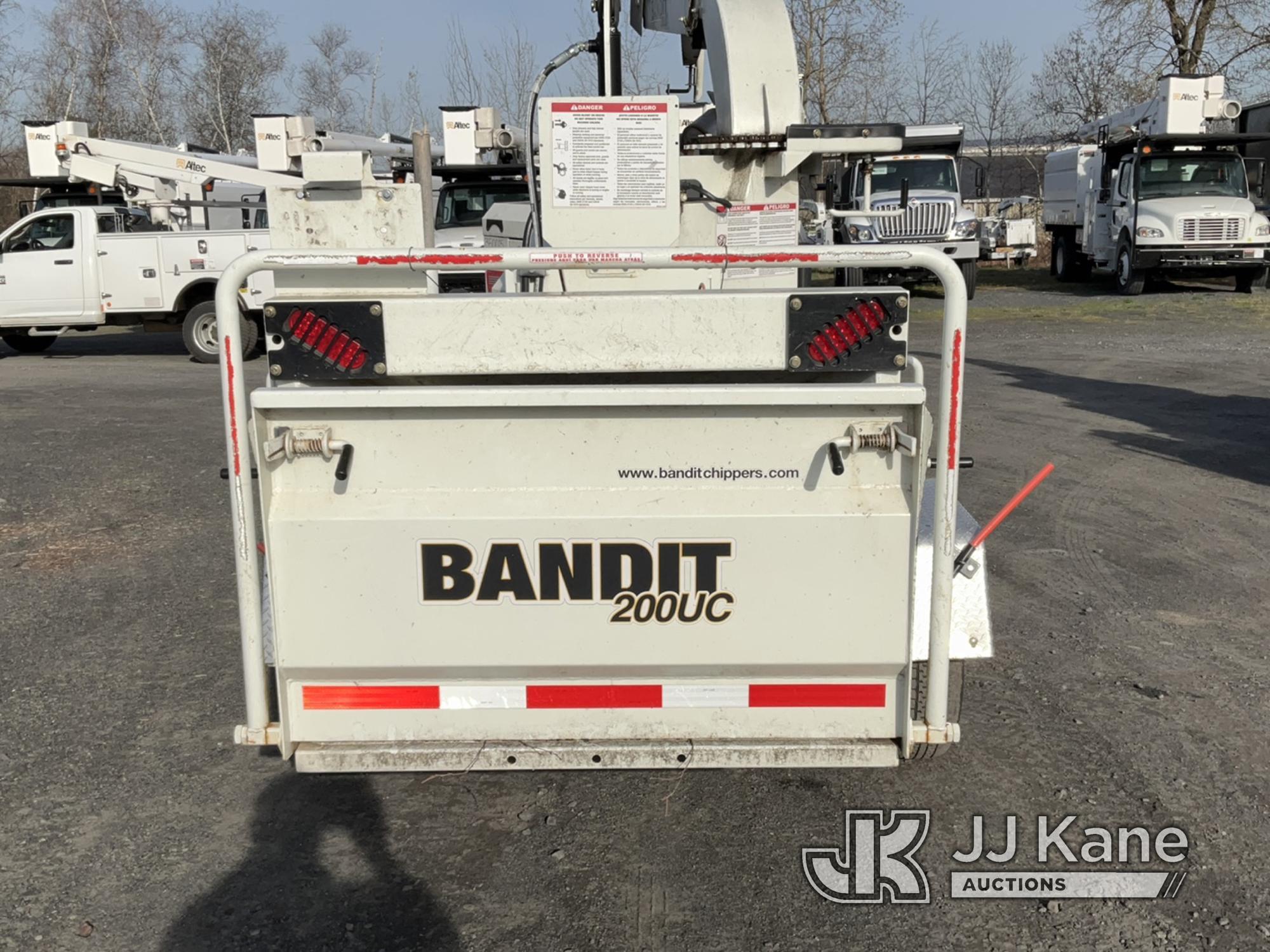 (Plains, PA) 2022 Bandit Industries Brush Bandit 200UC Portable Chipper (12 in Disc), Trailer Mounte