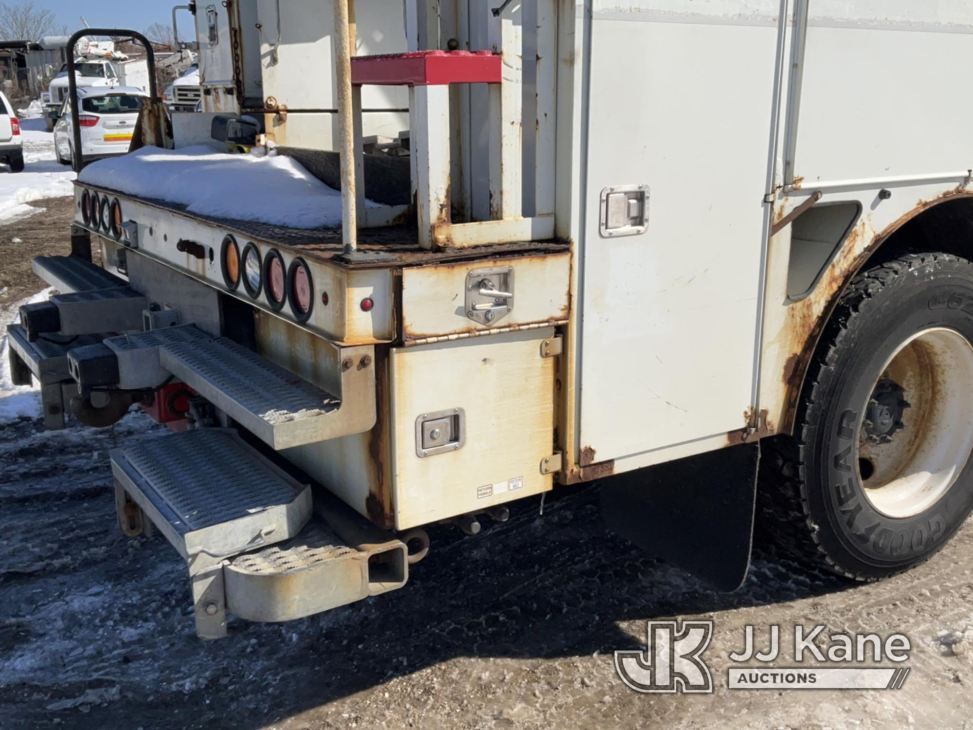 (Bellport, NY) Versalift VO43I, Over-Center Bucket Truck center mounted on 2013 Freightliner M2 106