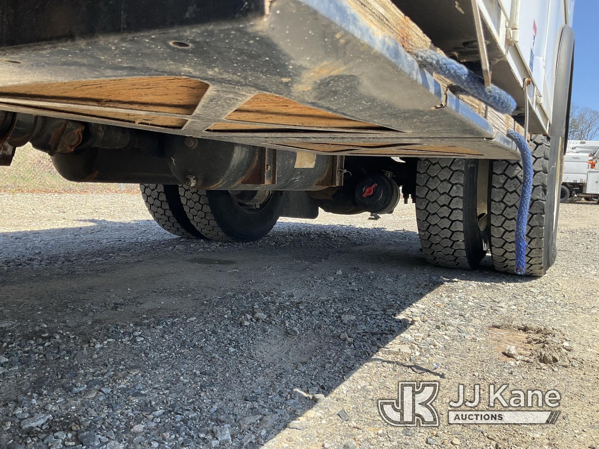 (Shrewsbury, MA) Altec DM47B-TR, Digger Derrick rear mounted on 2019 International Durastar 4300 Fla