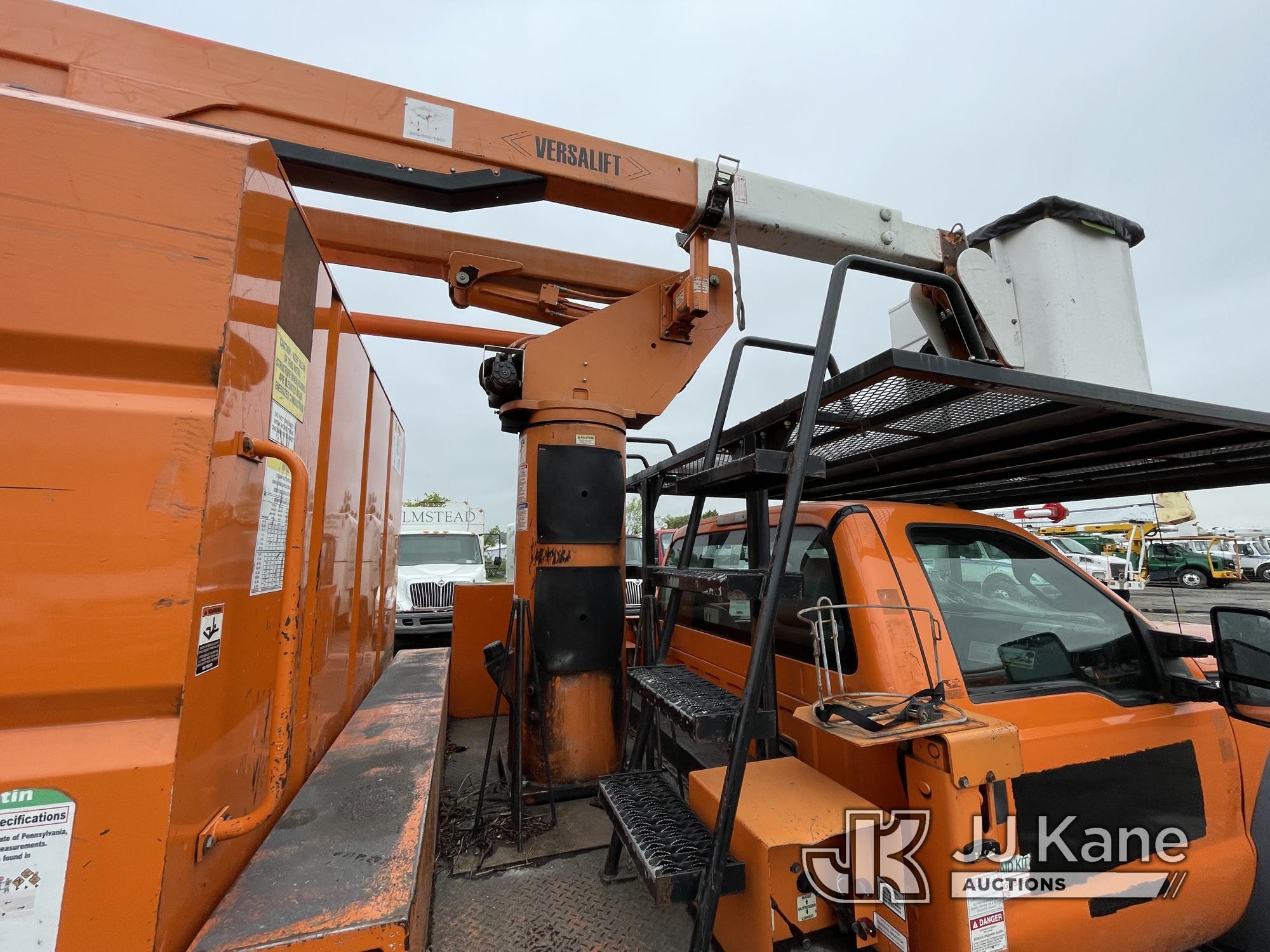 (Plymouth Meeting, PA) Versalift SST40EIH, Articulating & Telescopic Bucket Truck , 2012 Ford F550 4