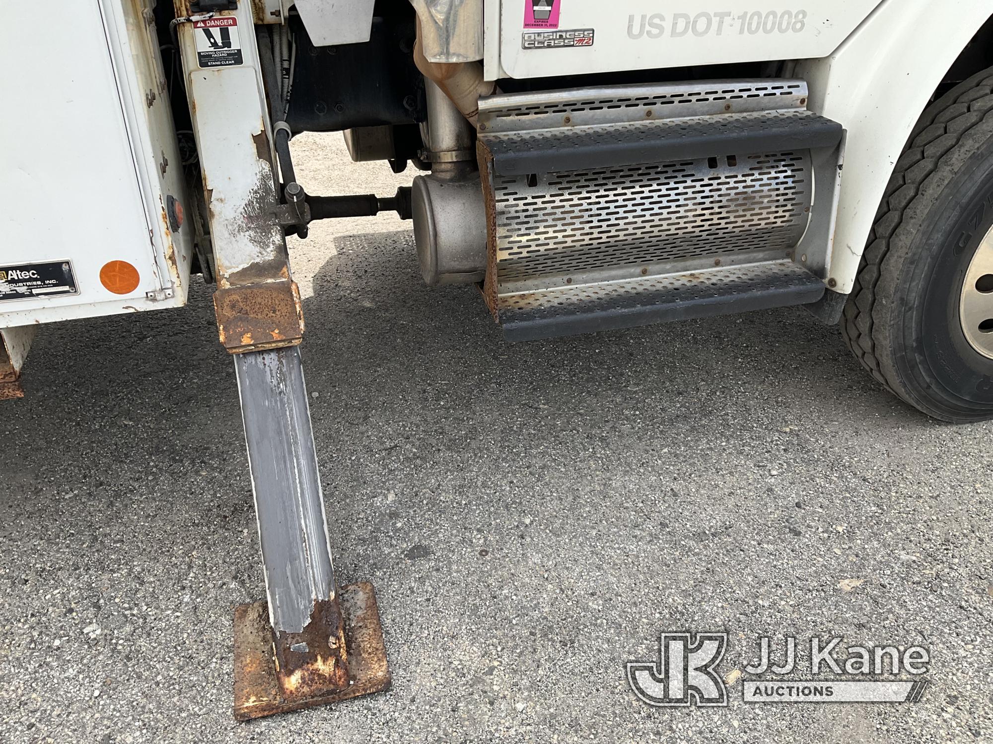 (Plymouth Meeting, PA) Altec LRV-55, Over-Center Bucket Truck center mounted on 2010 Freightliner M2