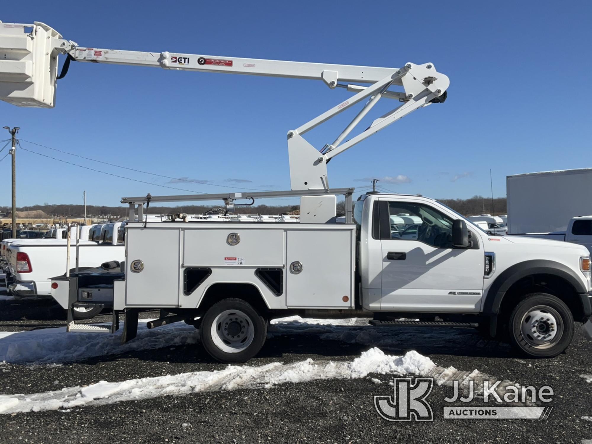 (Kings Park, NY) ETI ETC35SNT, Articulating & Telescopic Non-Insulated Bucket Truck mounted behind c